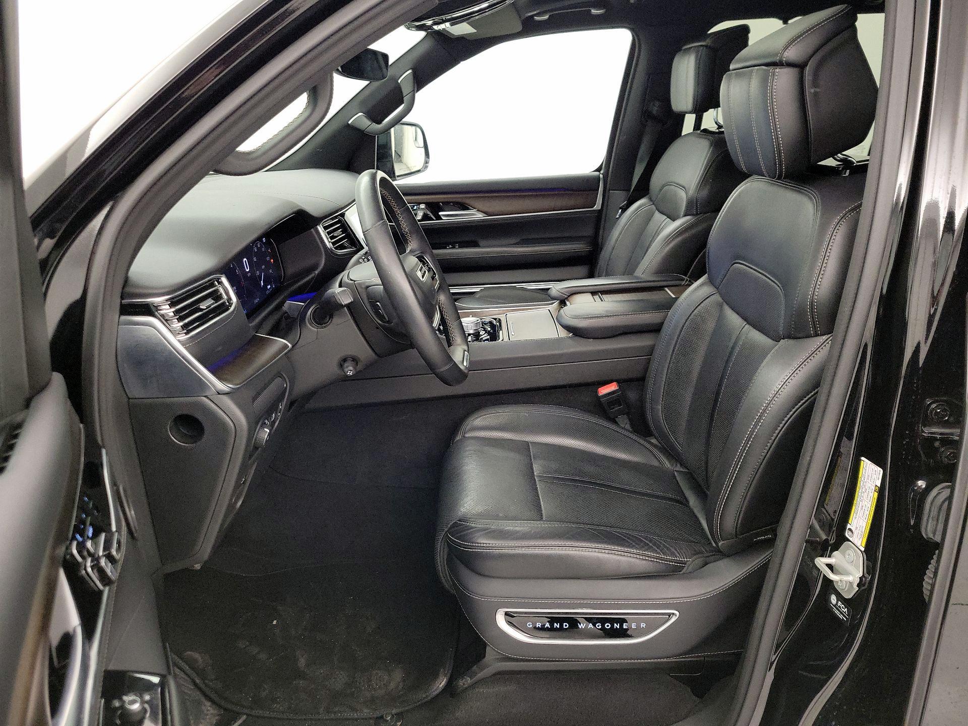 Thumbnail: 2024 Jeep Grand Wagoneer L - 11