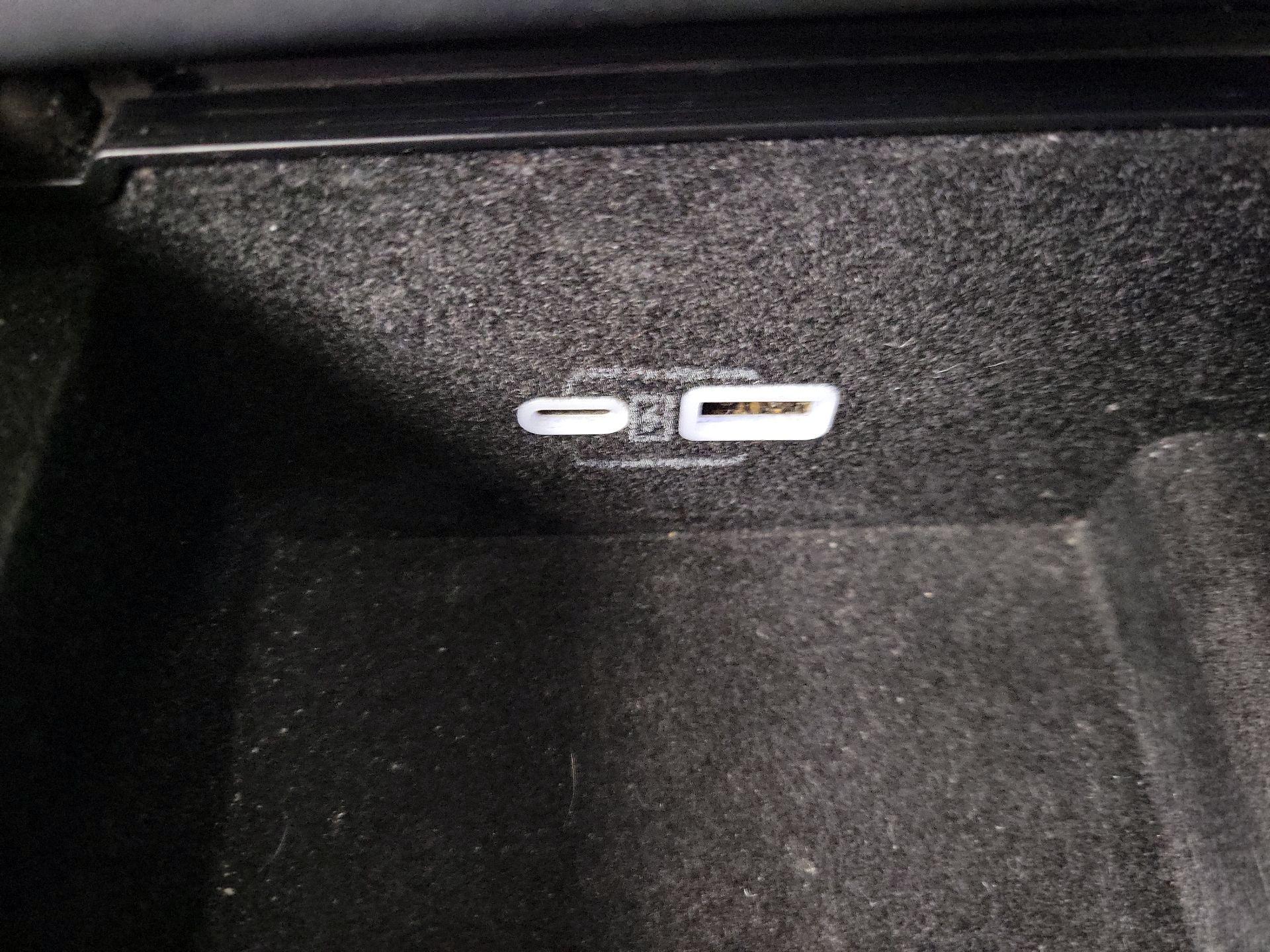 Thumbnail: 2024 Jeep Grand Wagoneer L - 19