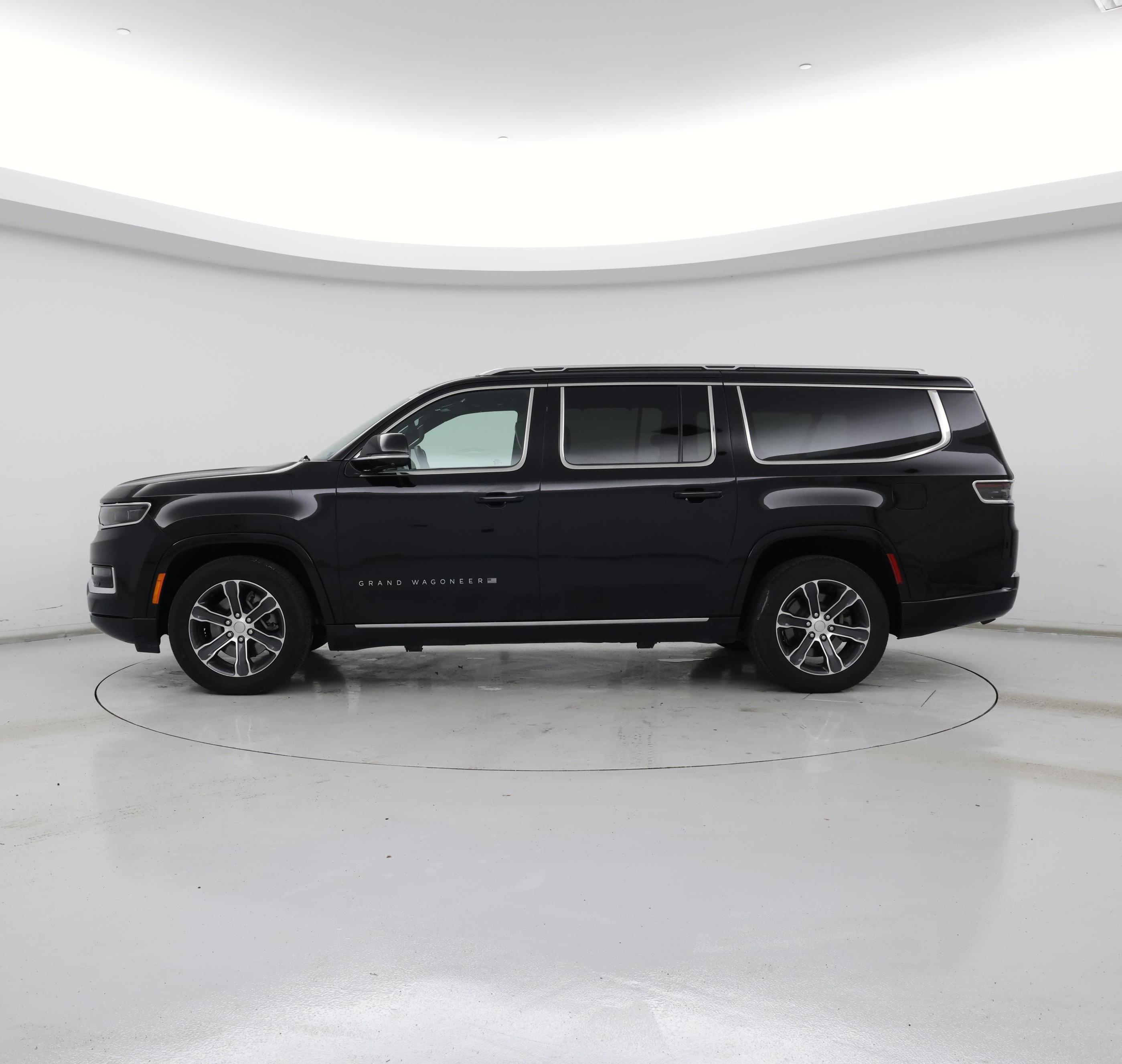 Thumbnail: 2024 Jeep Grand Wagoneer L - 3