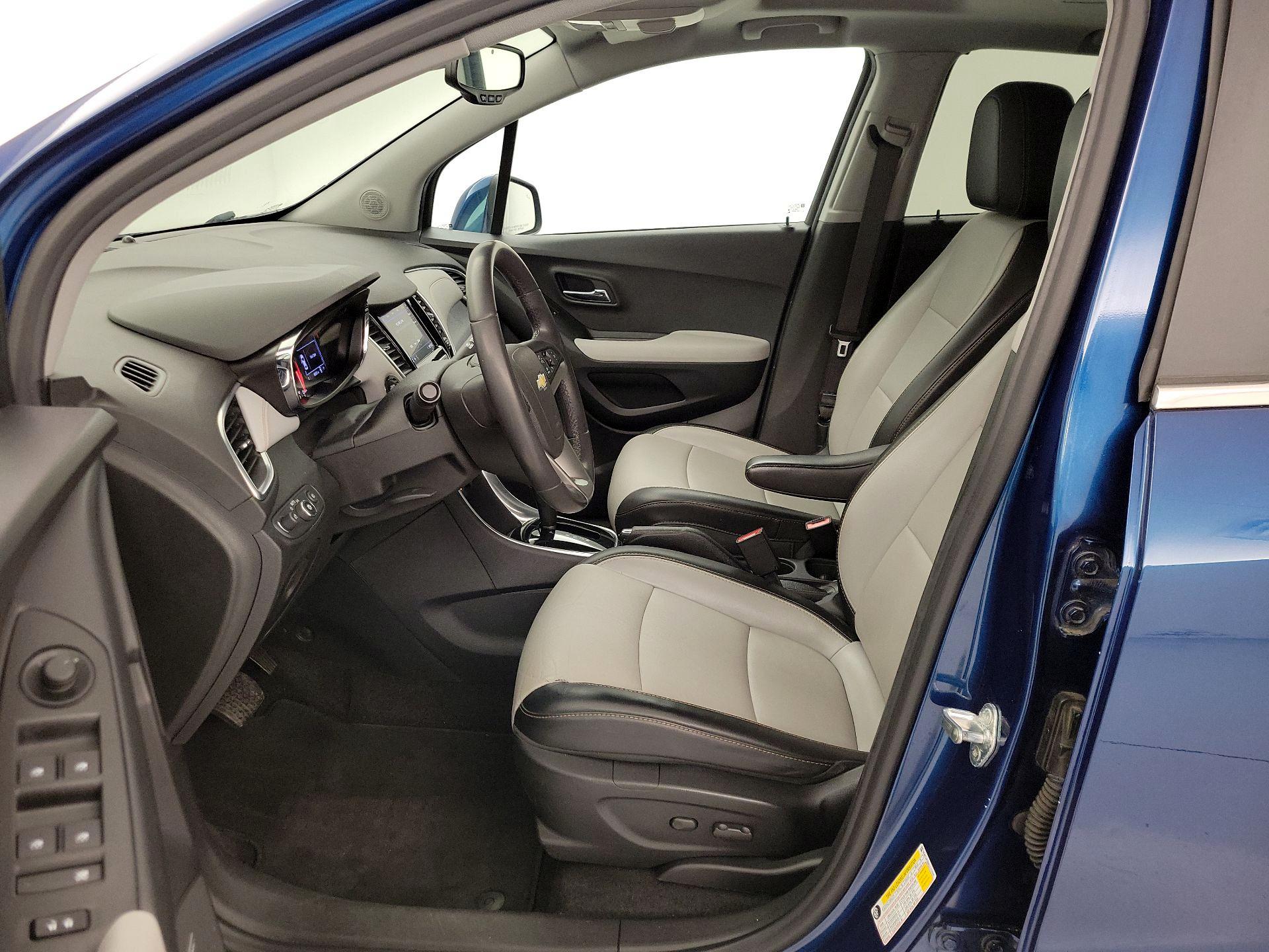 Thumbnail: 2020 Chevrolet Trax - 11