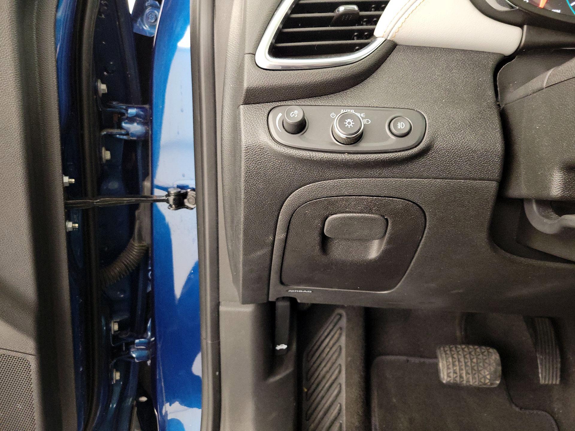 Thumbnail: 2020 Chevrolet Trax - 13