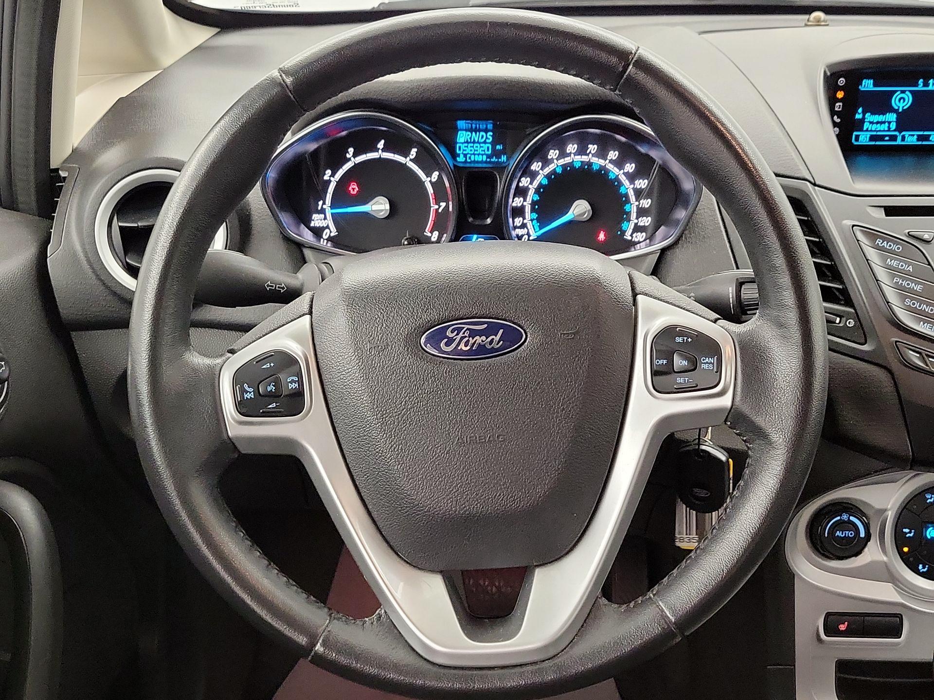 Thumbnail: 2015 Ford Fiesta - 10