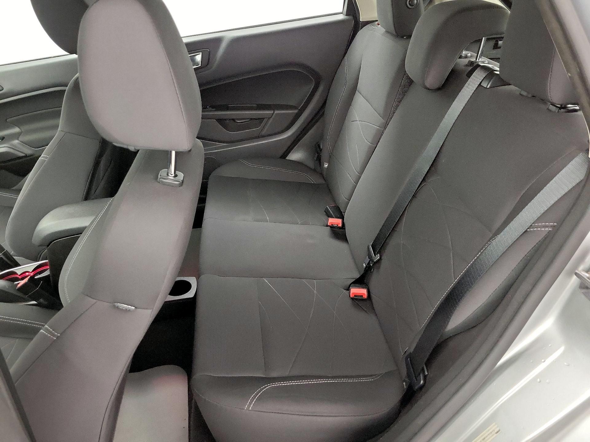 Thumbnail: 2015 Ford Fiesta - 18