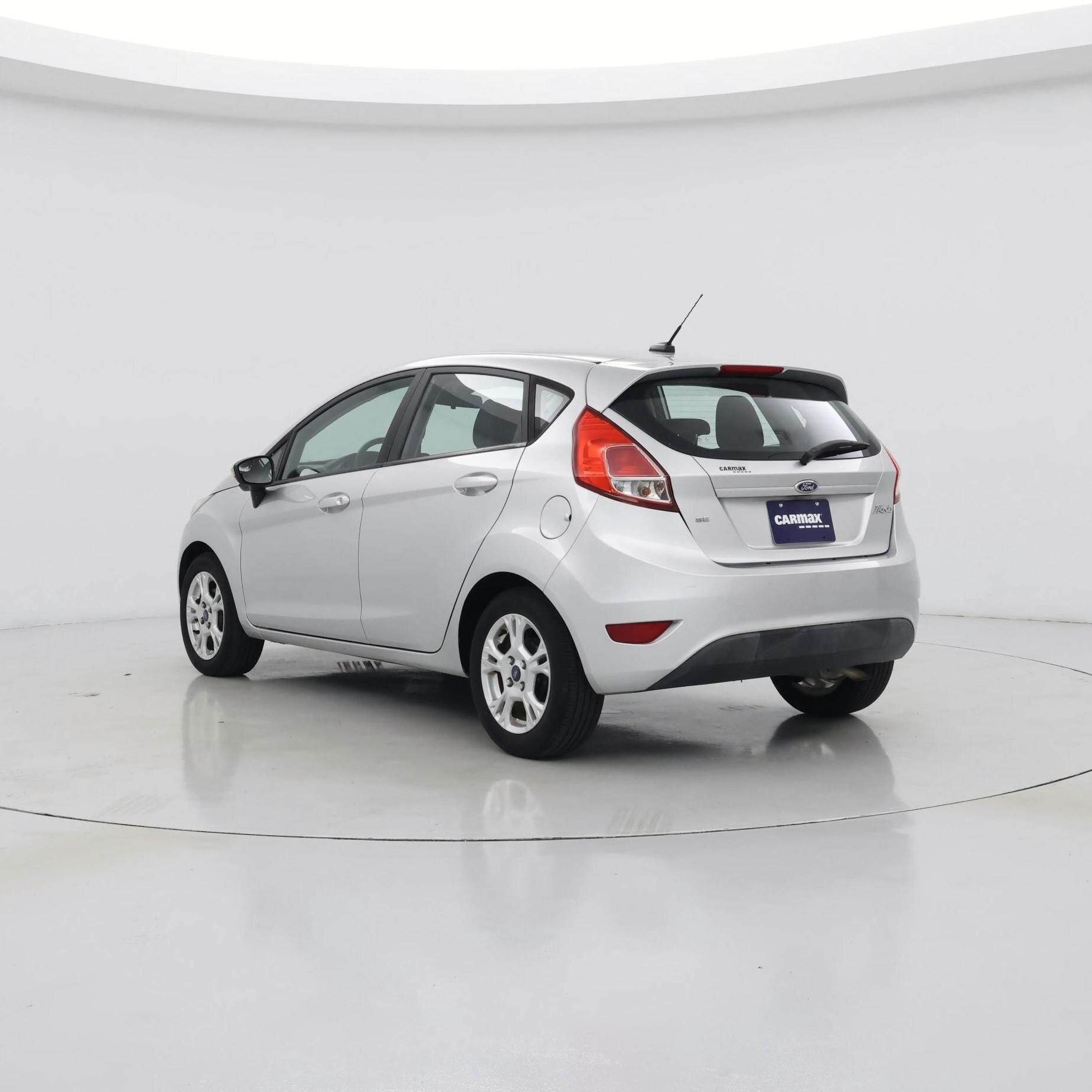 Thumbnail: 2015 Ford Fiesta - 2