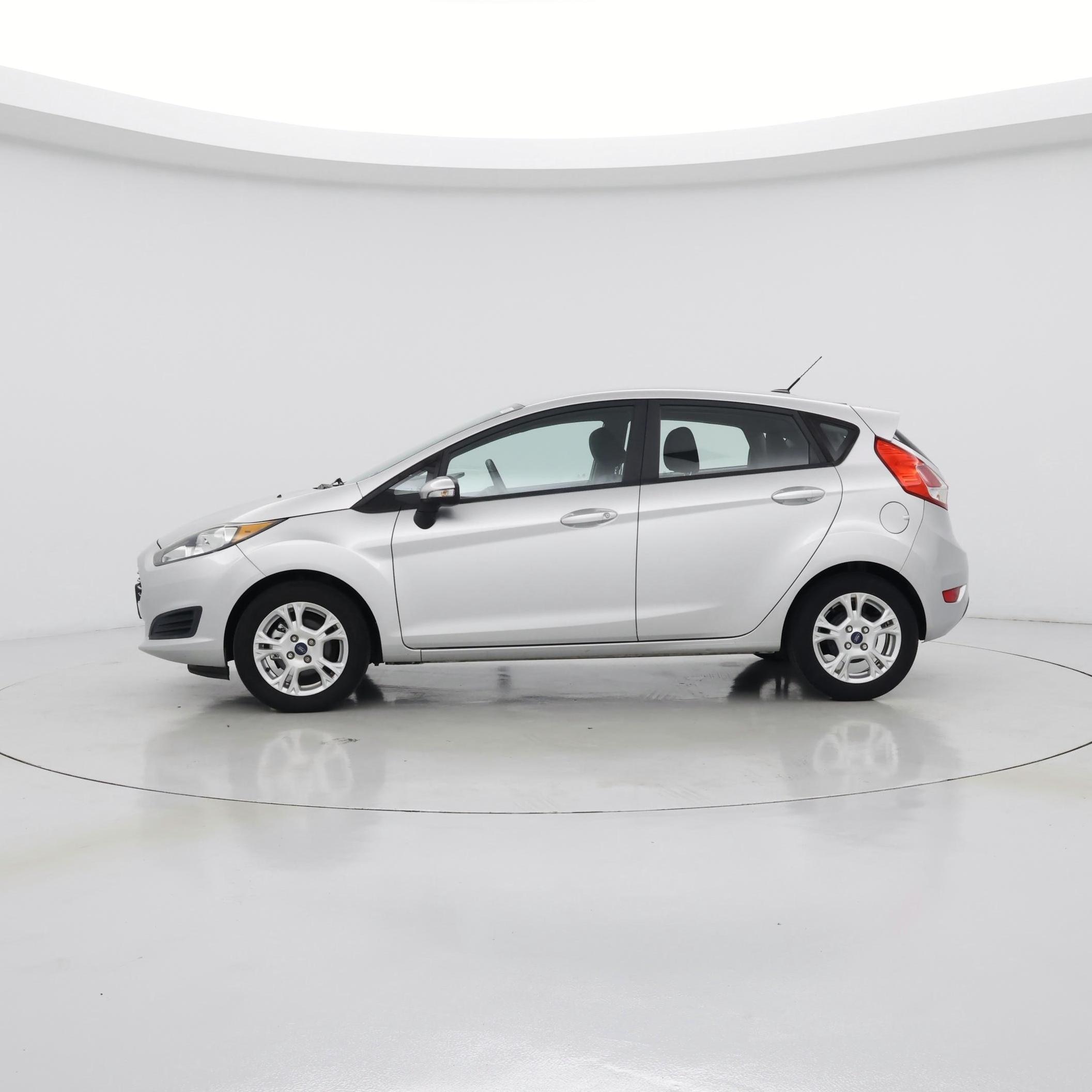 Thumbnail: 2015 Ford Fiesta - 3