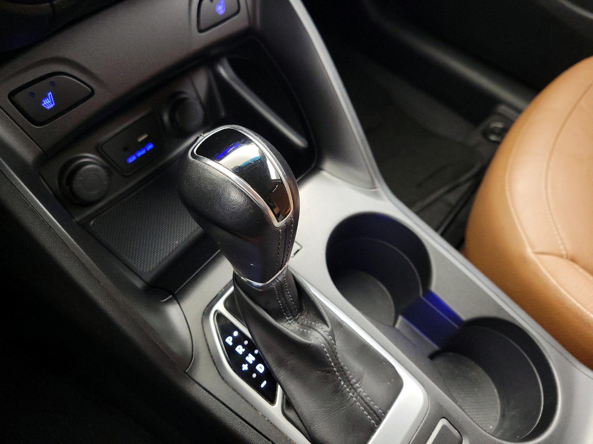 Thumbnail: 2015 Hyundai Tucson - 18