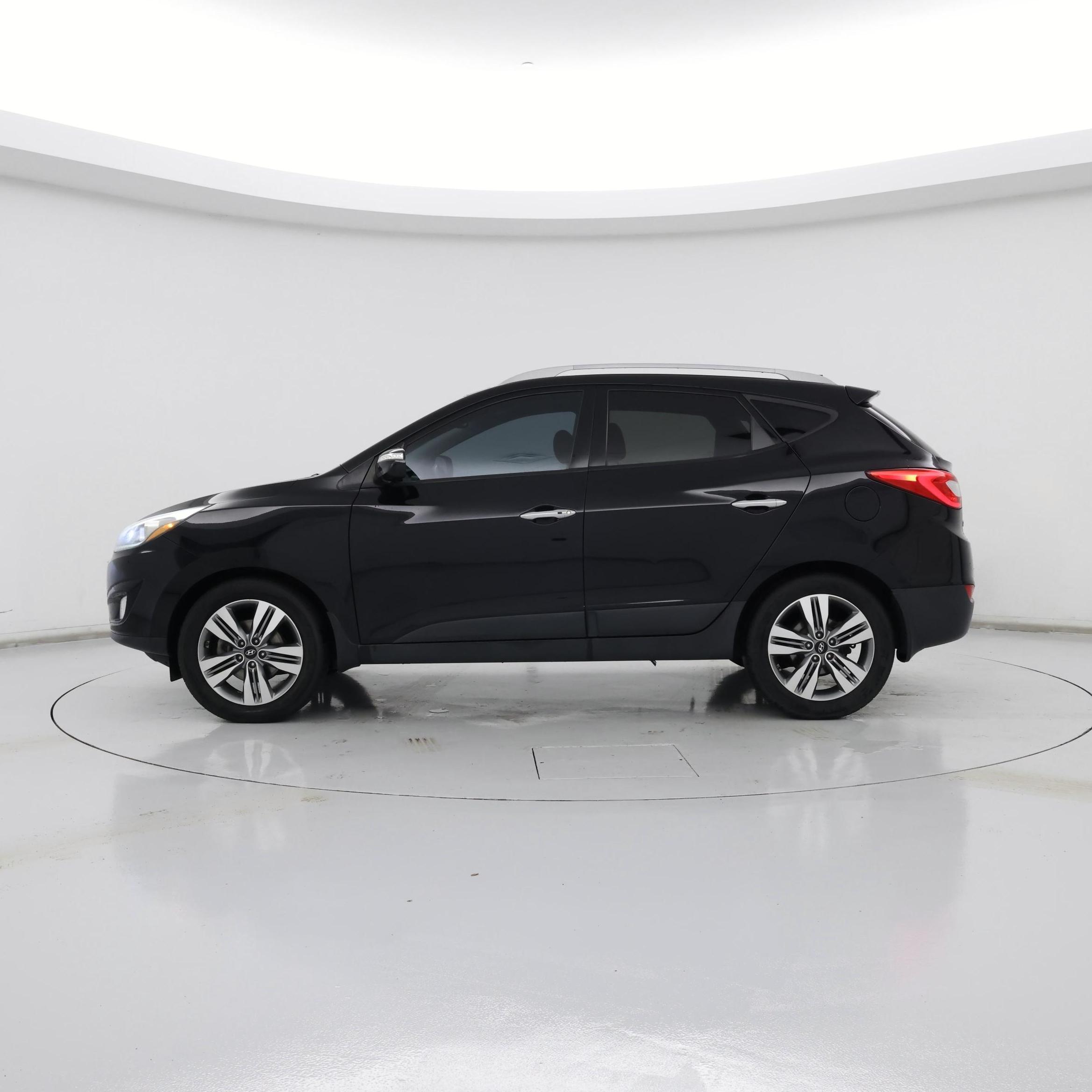 Thumbnail: 2015 Hyundai Tucson - 3