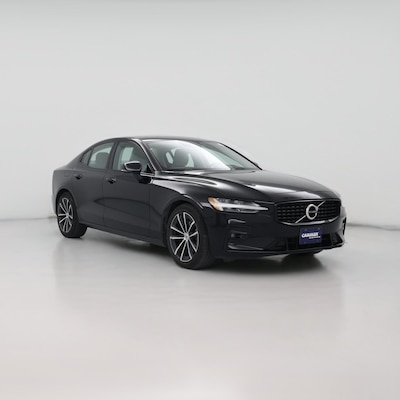 2022 Volvo S60 B5 Momentum
