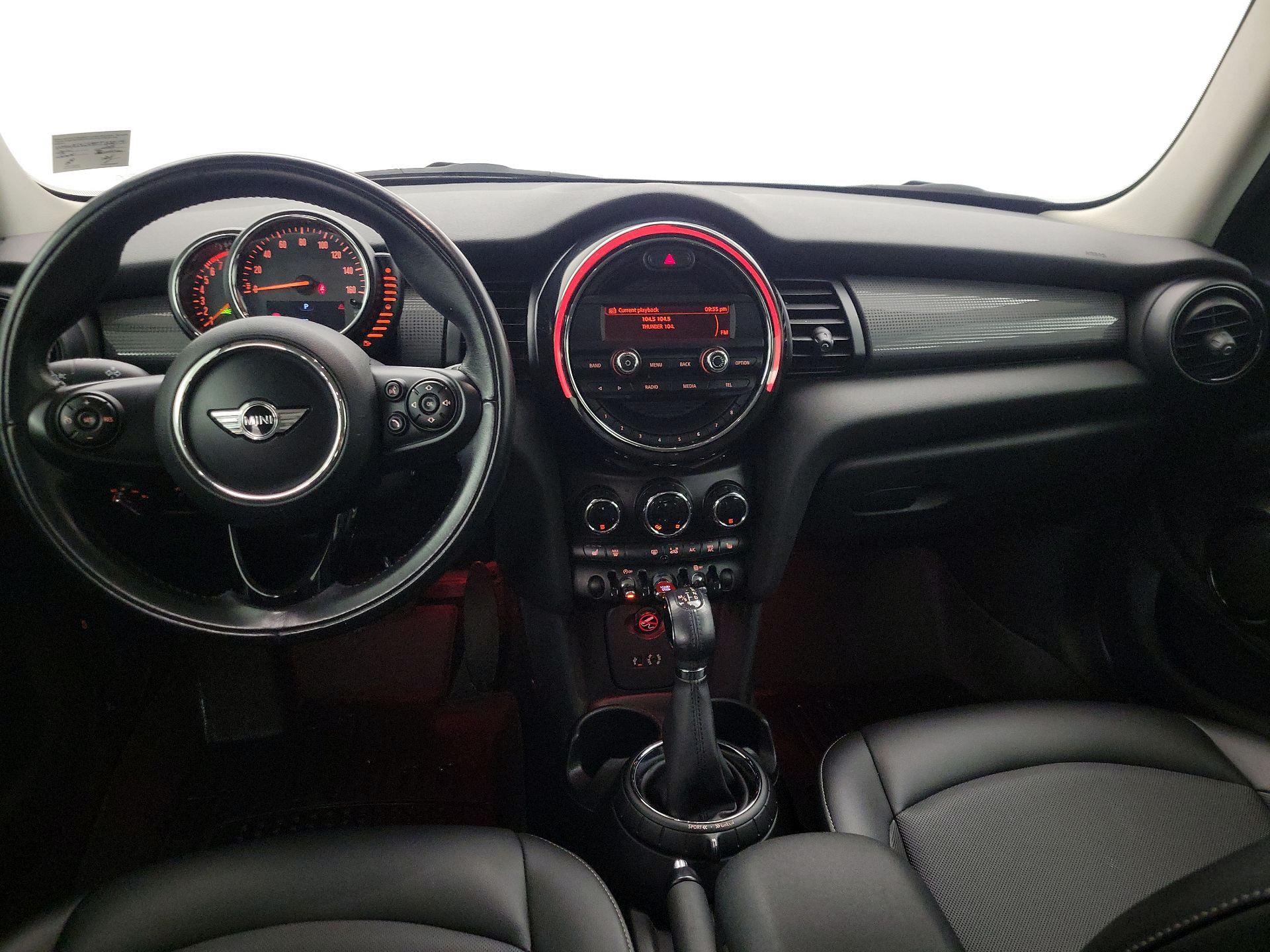 Thumbnail: 2015 MINI Cooper Hardtop - 9