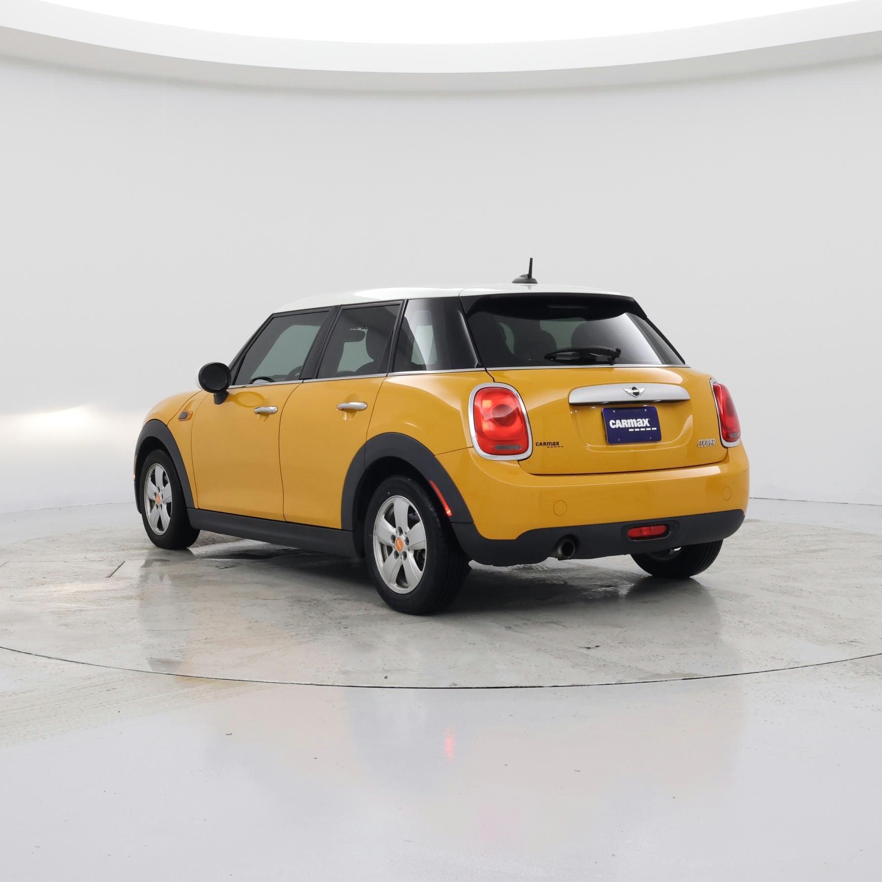 Thumbnail: 2015 MINI Cooper Hardtop - 2