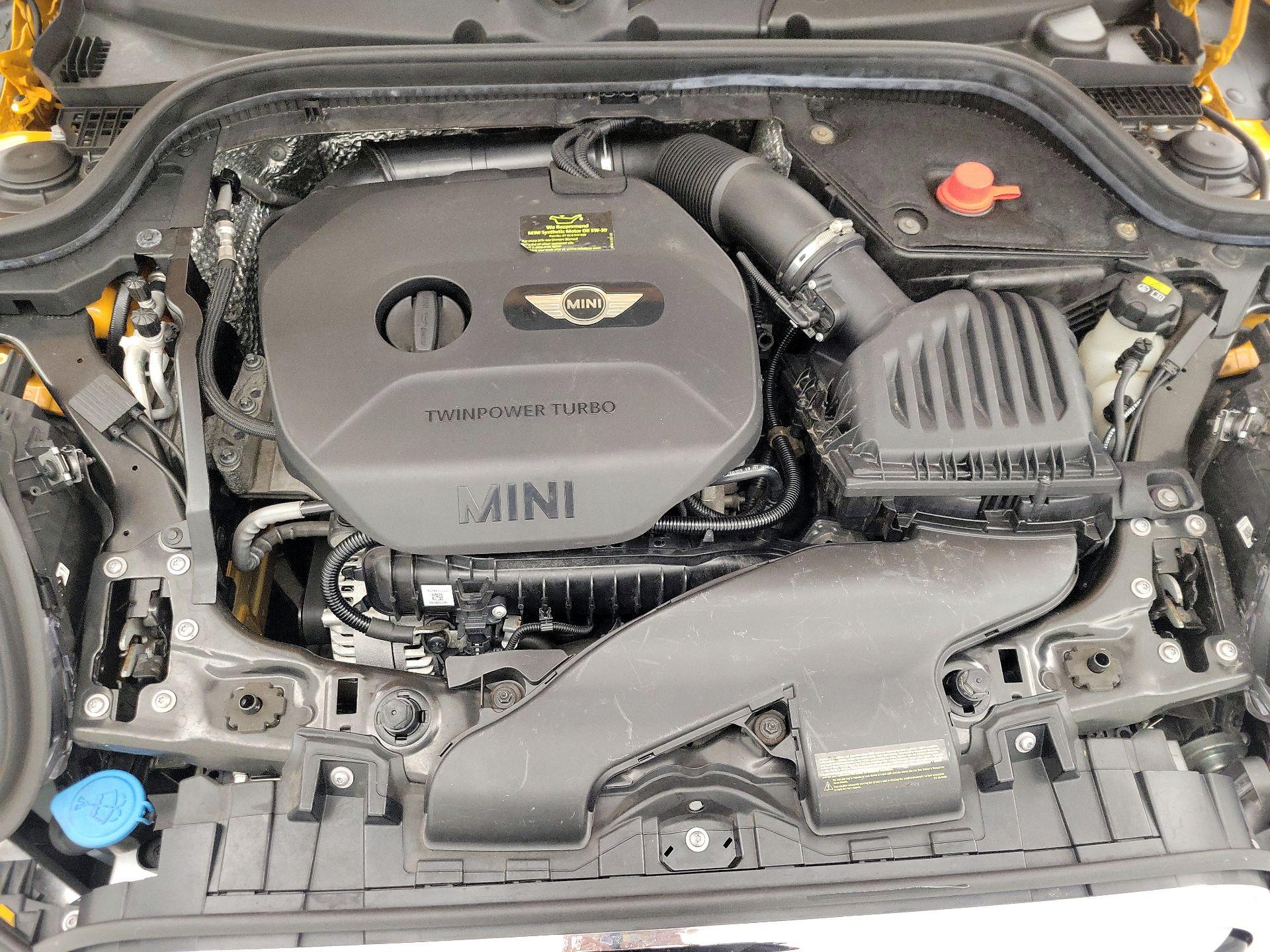 Thumbnail: 2015 MINI Cooper Hardtop - 20