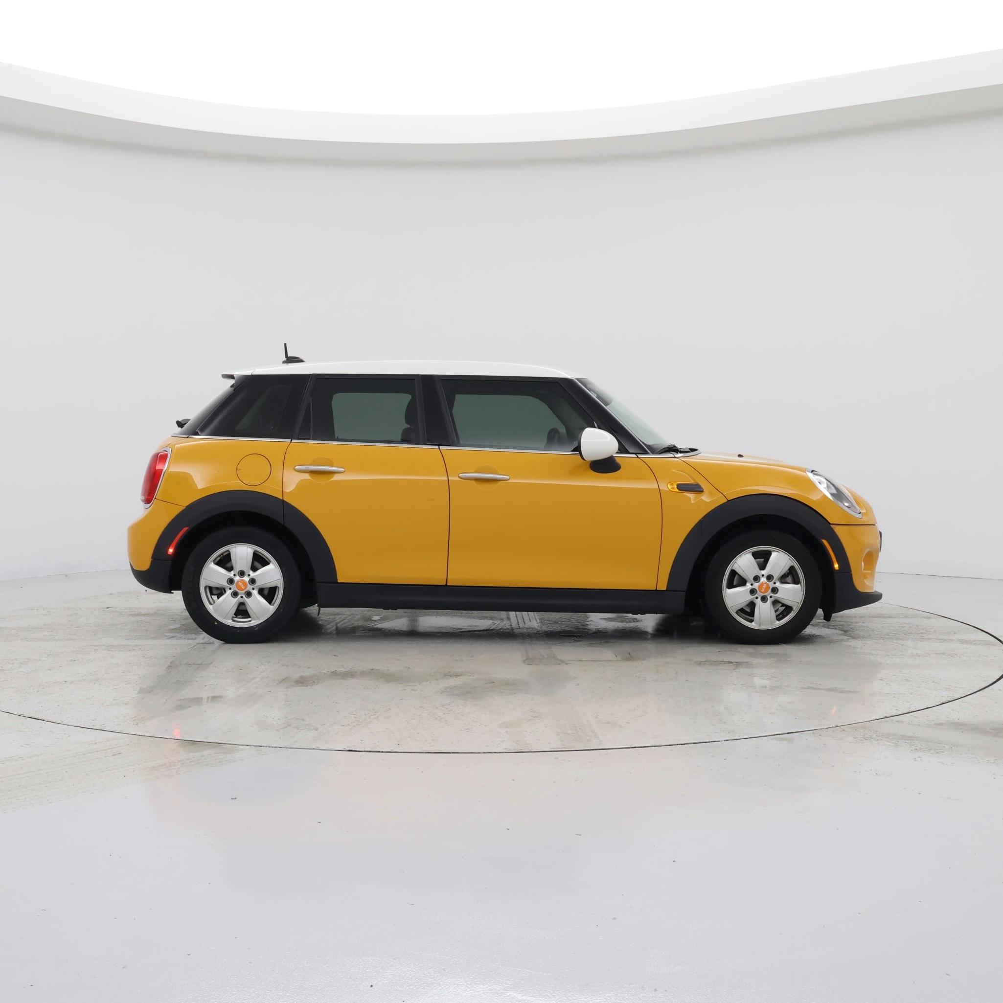 Thumbnail: 2015 MINI Cooper Hardtop - 7