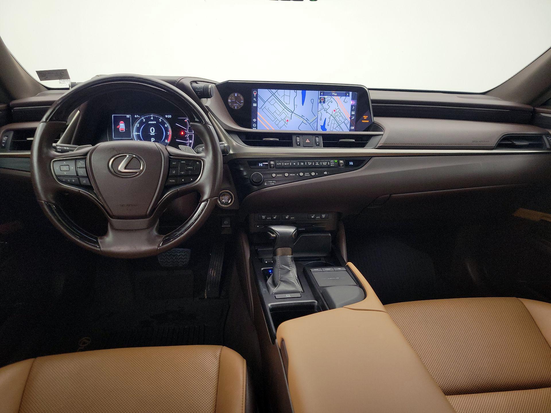 Thumbnail: 2020 Lexus ES - 9