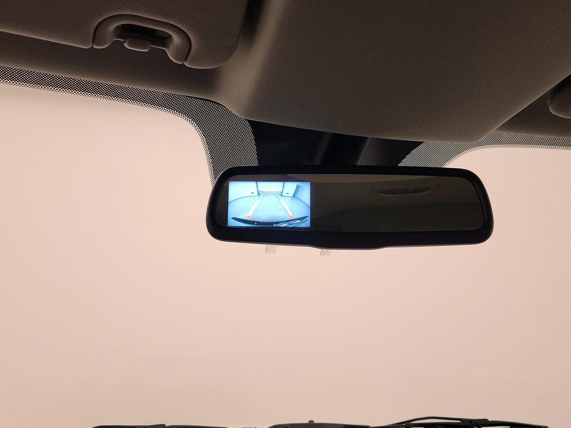 Thumbnail: 2019 RAM 1500 Classic - 14