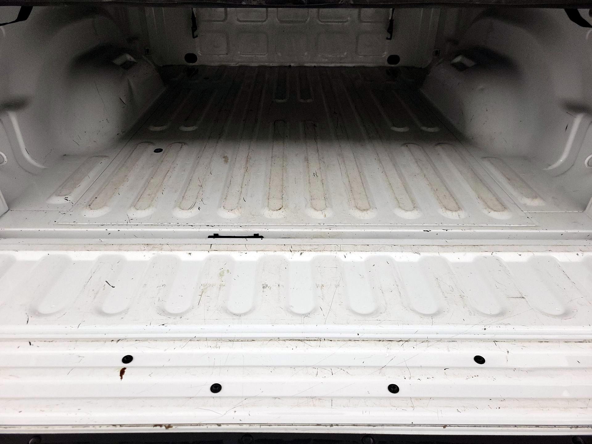 Thumbnail: 2019 RAM 1500 Classic - 20