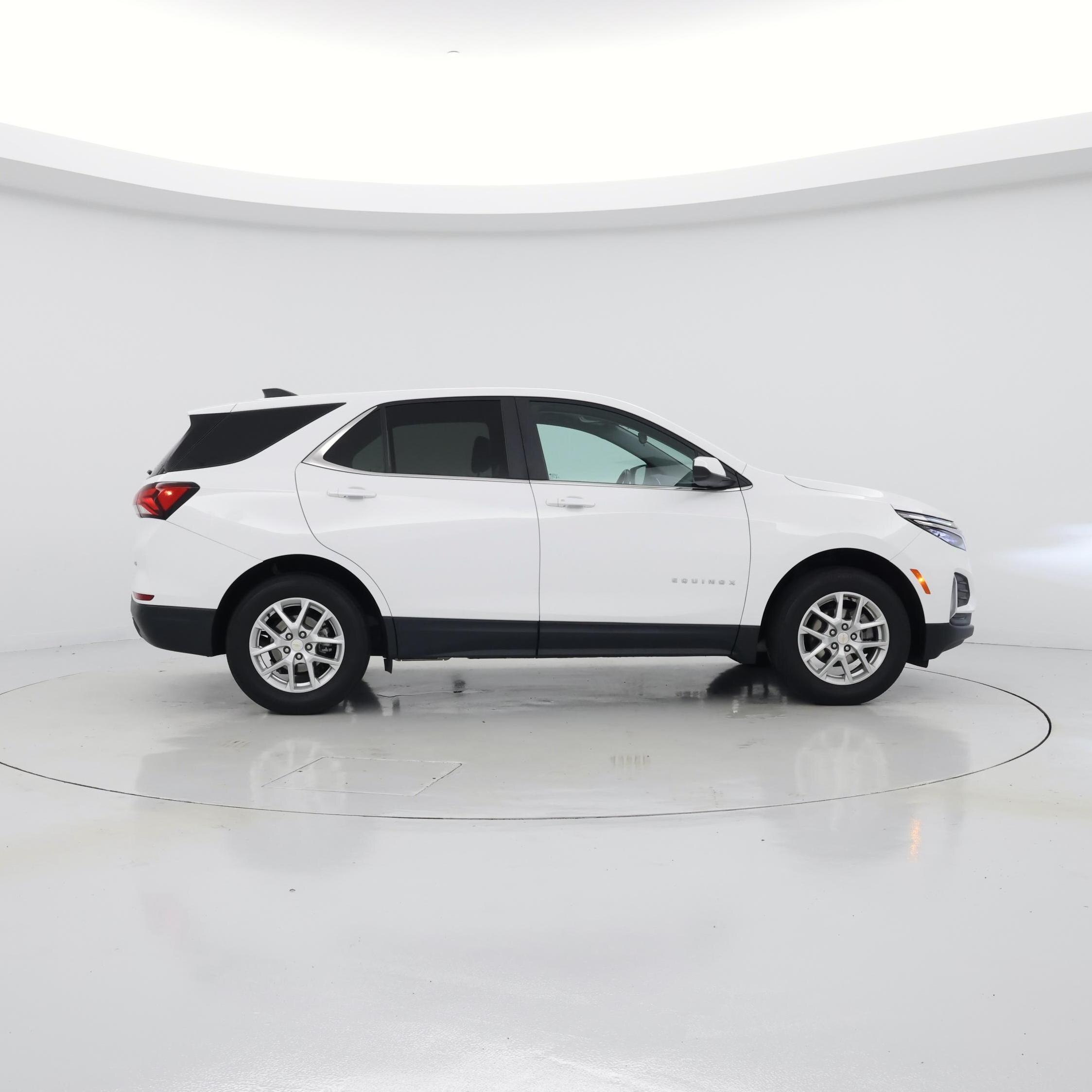 Thumbnail: 2023 Chevrolet Equinox - 7