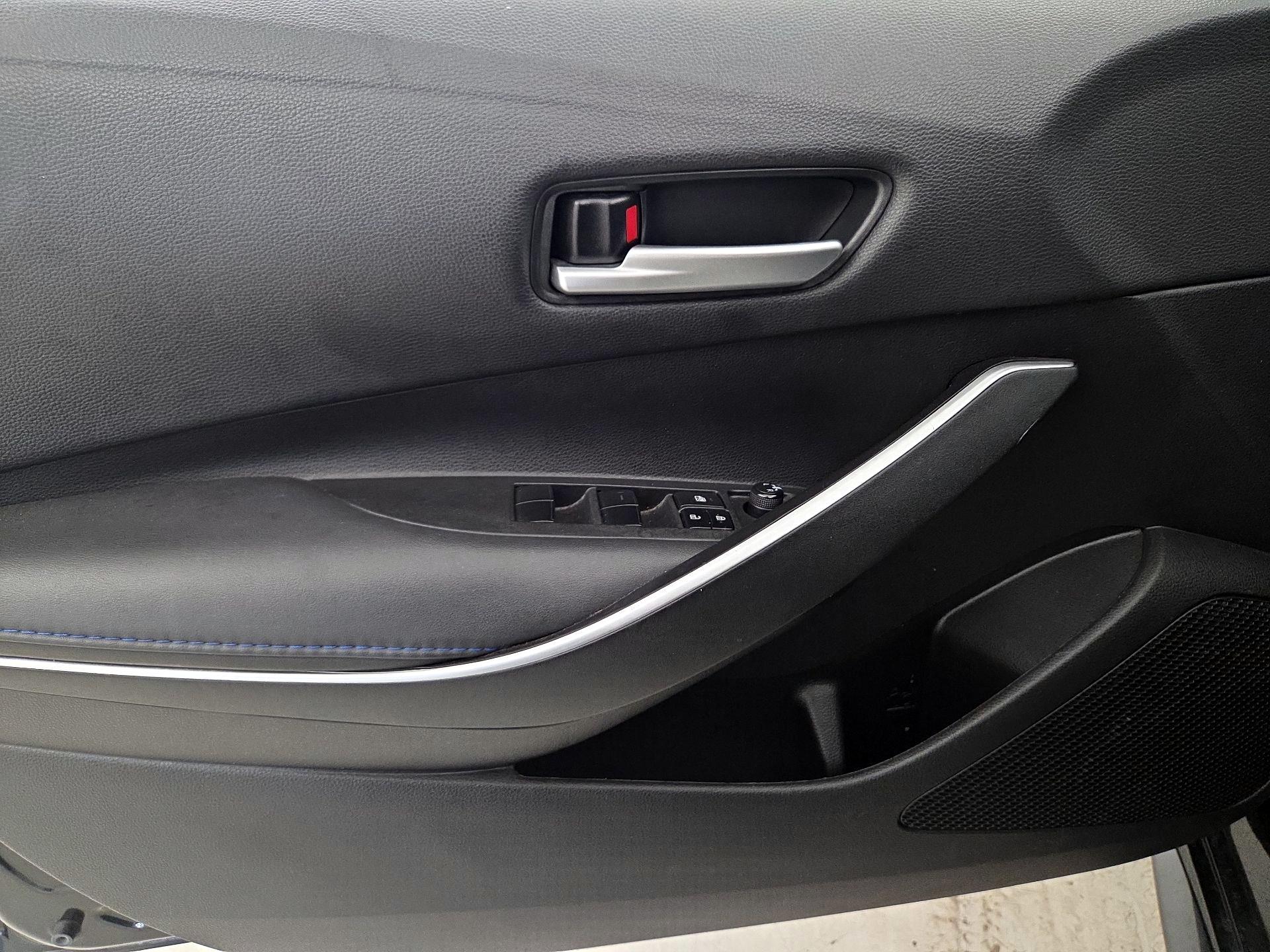 Thumbnail: 2022 Toyota Corolla - 12