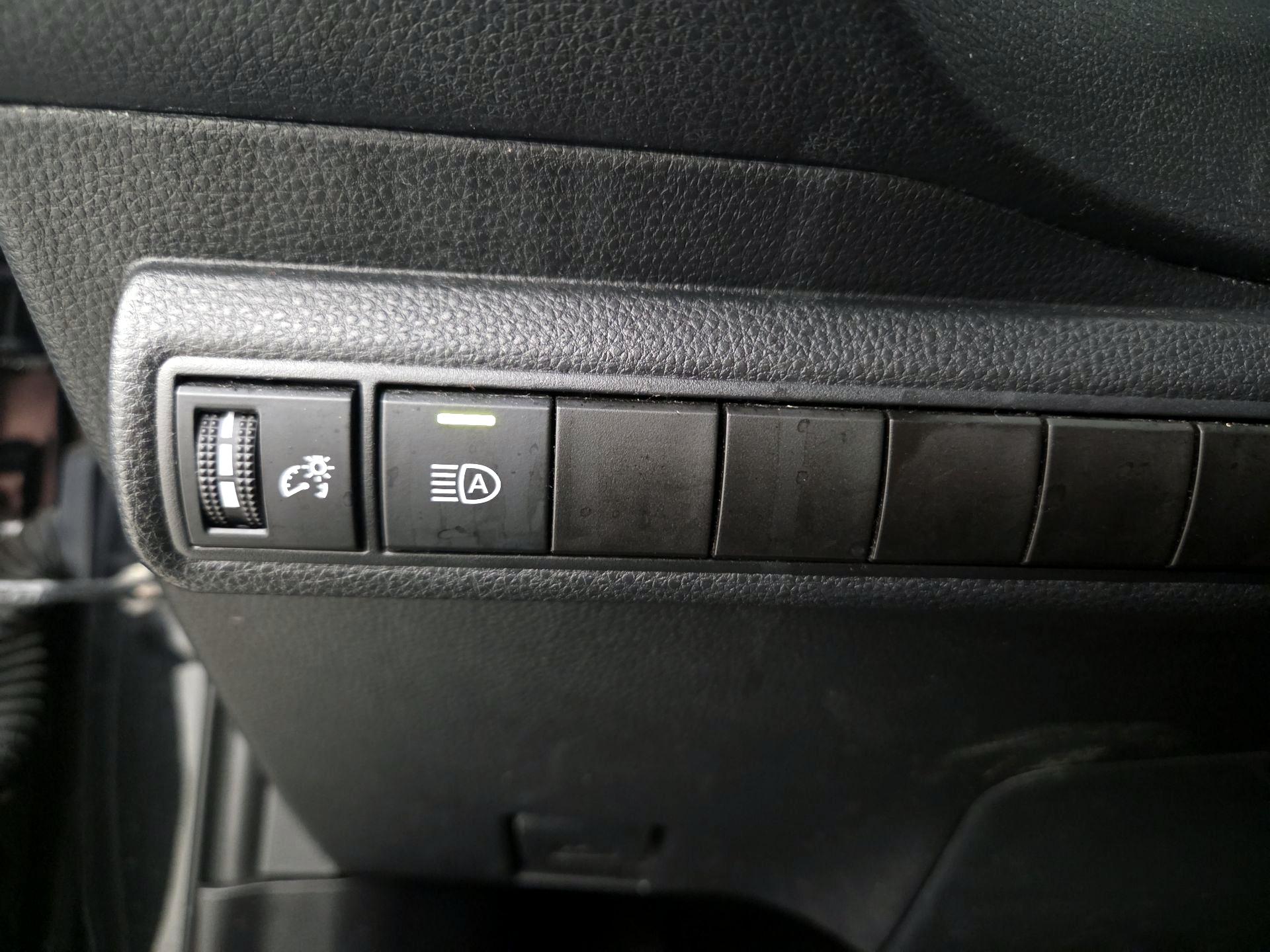 Thumbnail: 2022 Toyota Corolla - 13