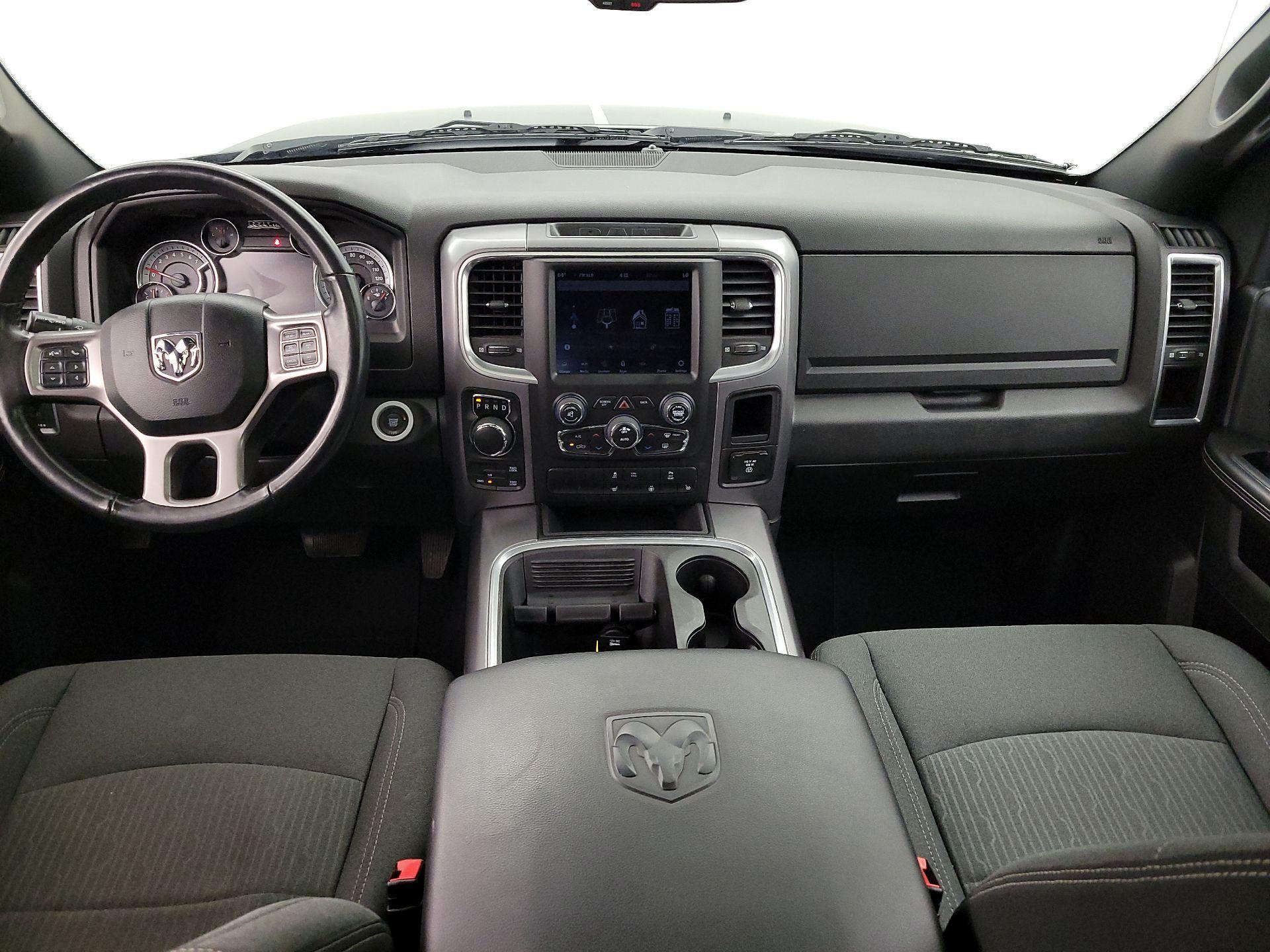 Thumbnail: 2022 RAM 1500 Classic - 9