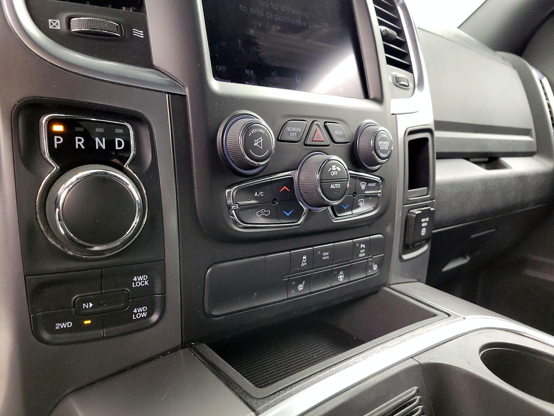 Thumbnail: 2022 RAM 1500 Classic - 19