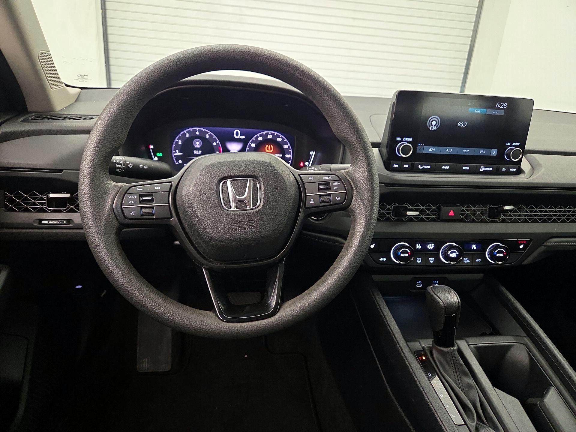 Thumbnail: 2023 Honda Accord - 10