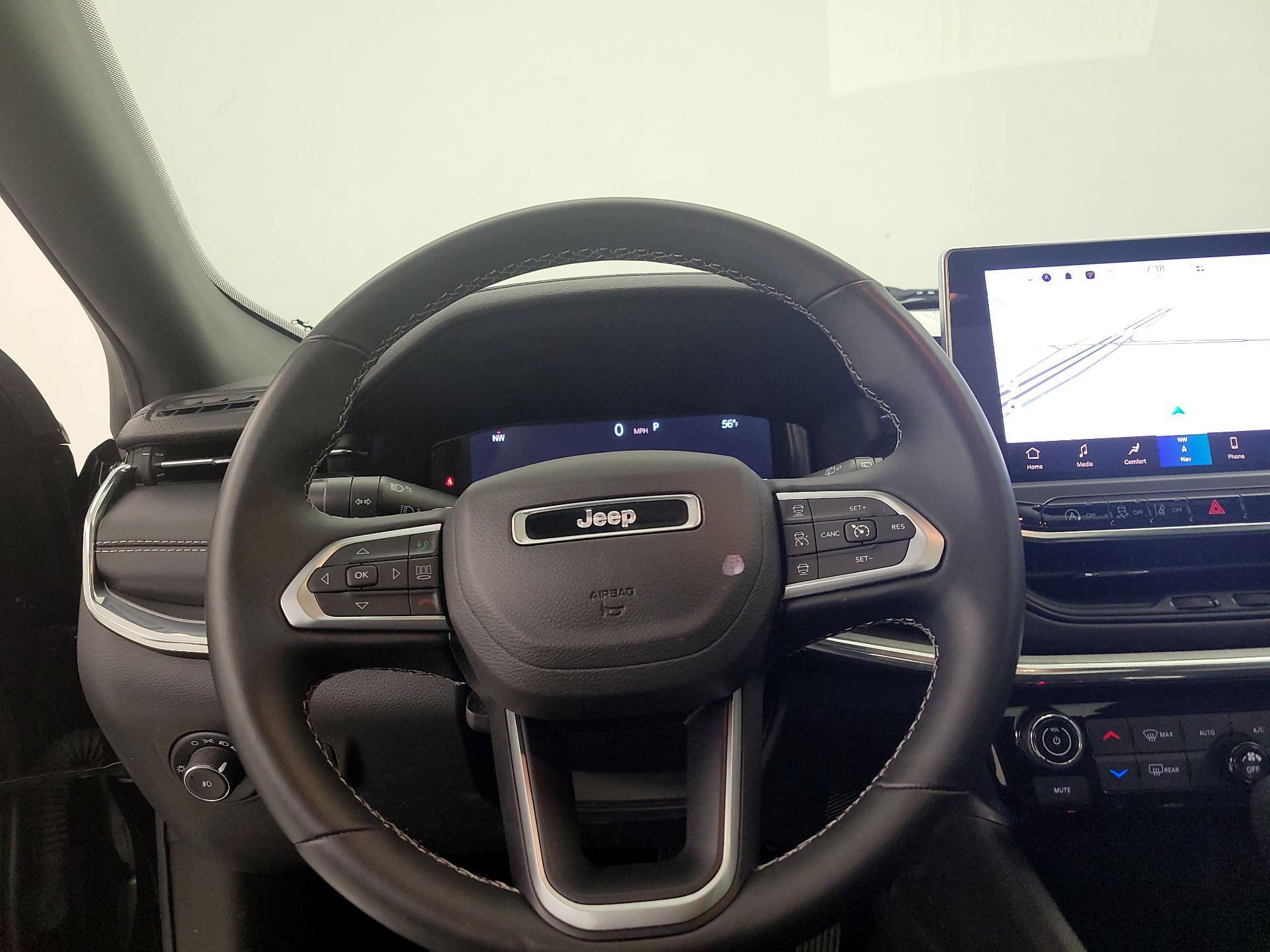 Thumbnail: 2022 Jeep Compass - 10