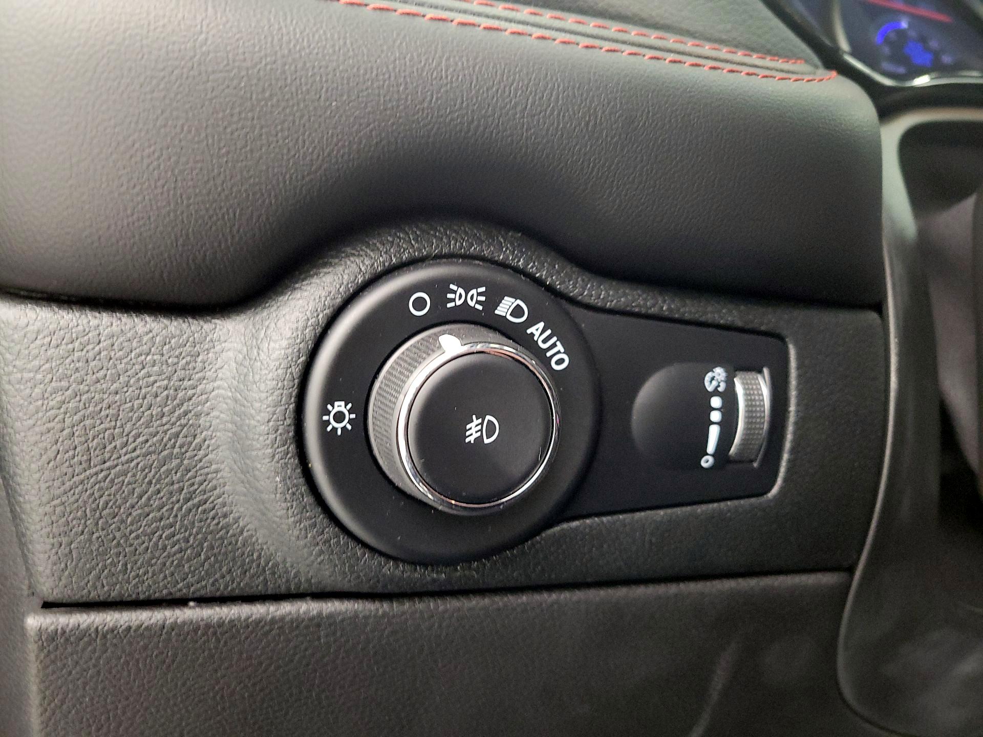 Thumbnail: 2023 Dodge Durango - 13