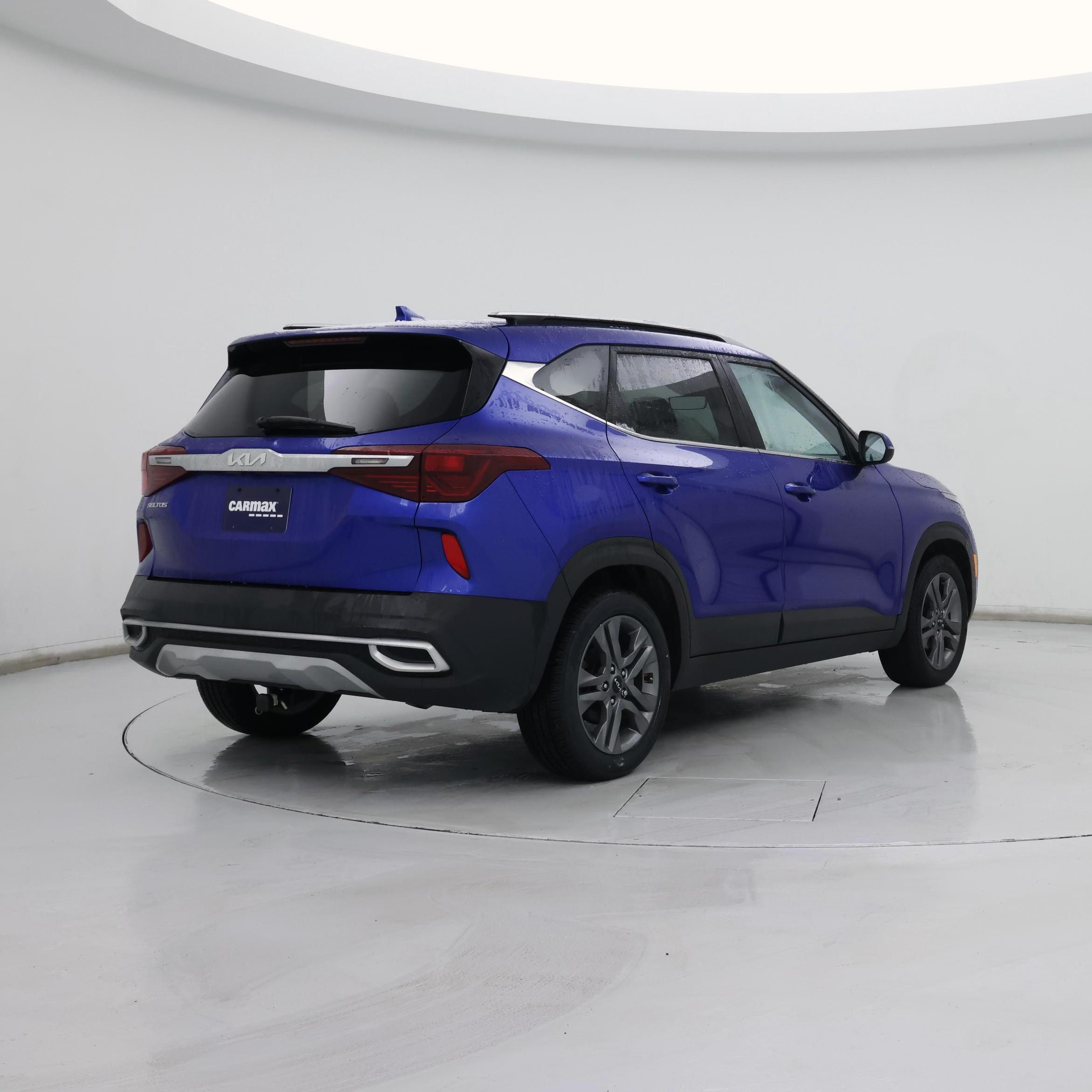 Thumbnail: 2023 Kia Seltos - 8