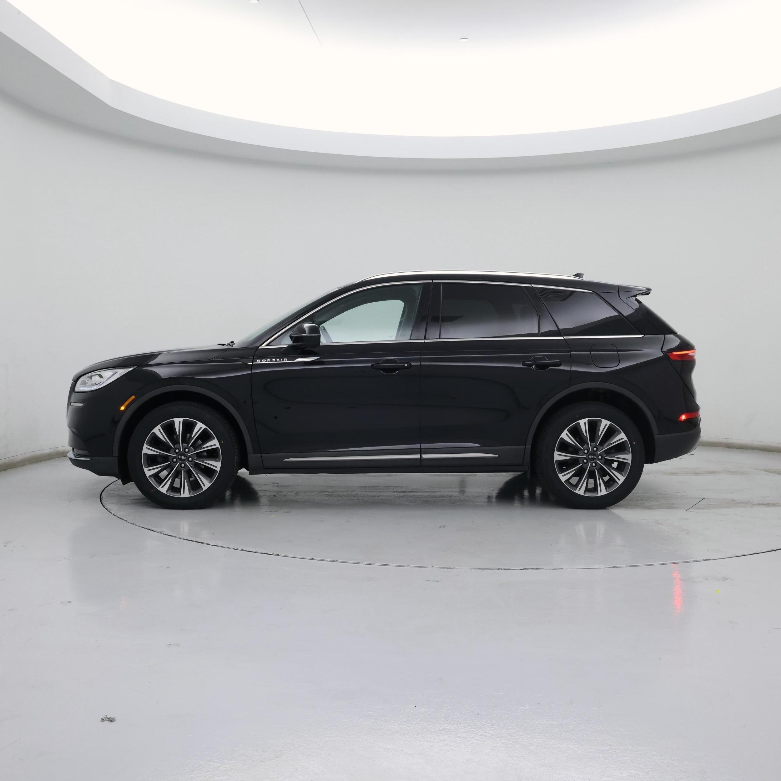 Thumbnail: 2020 Lincoln Corsair - 3