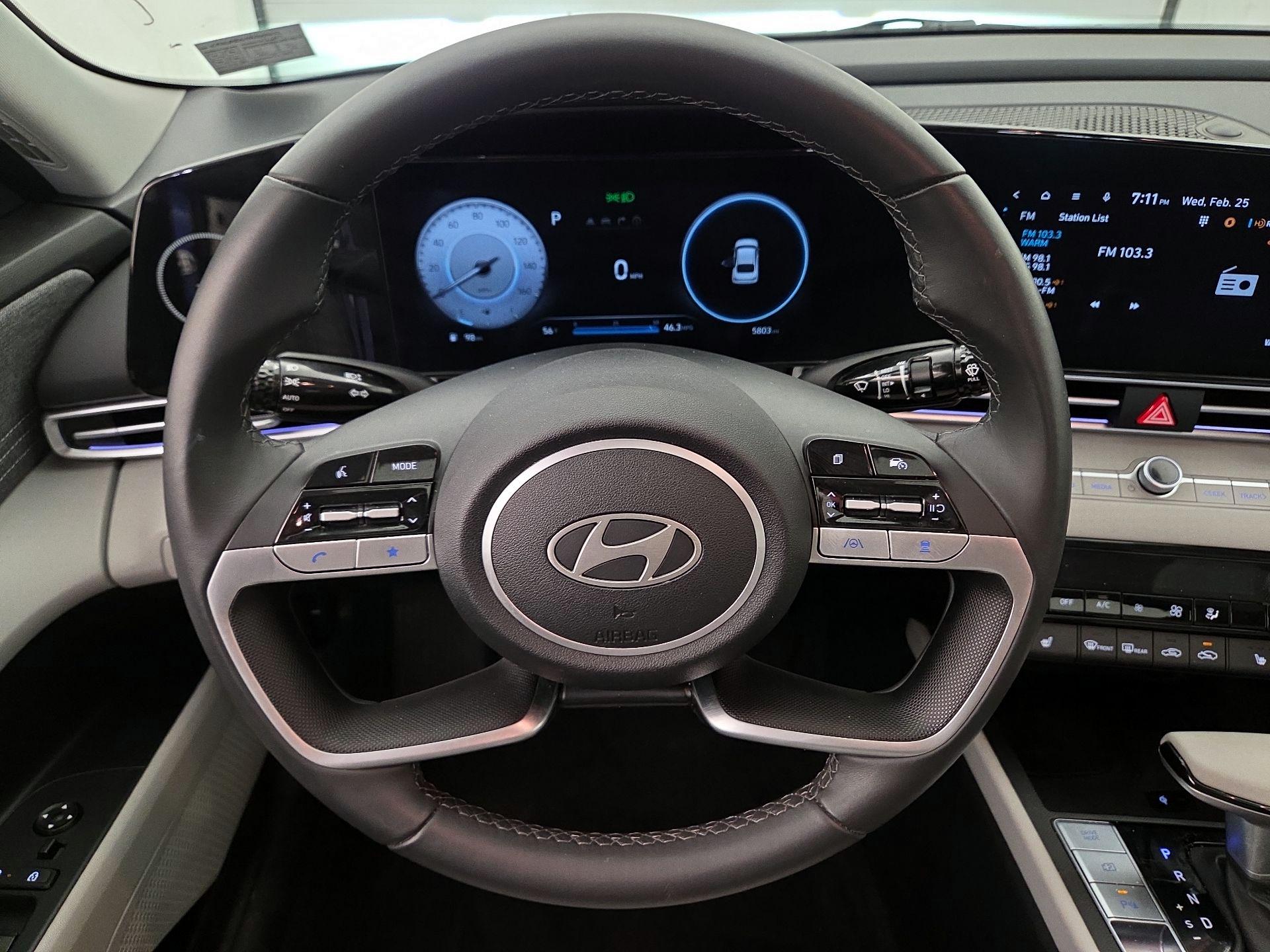 Thumbnail: 2024 Hyundai Elantra - 10