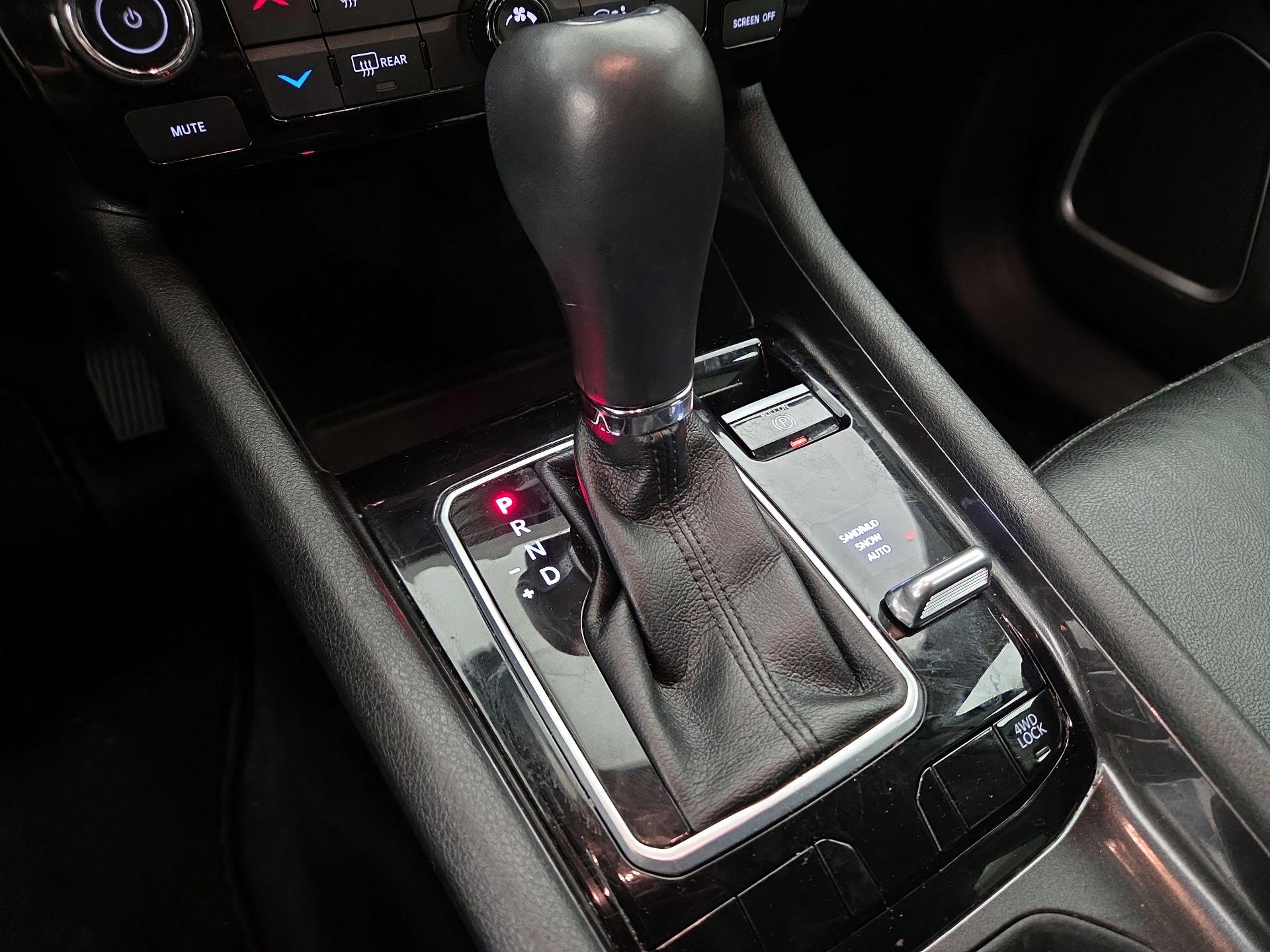 Thumbnail: 2022 Jeep Compass - 17