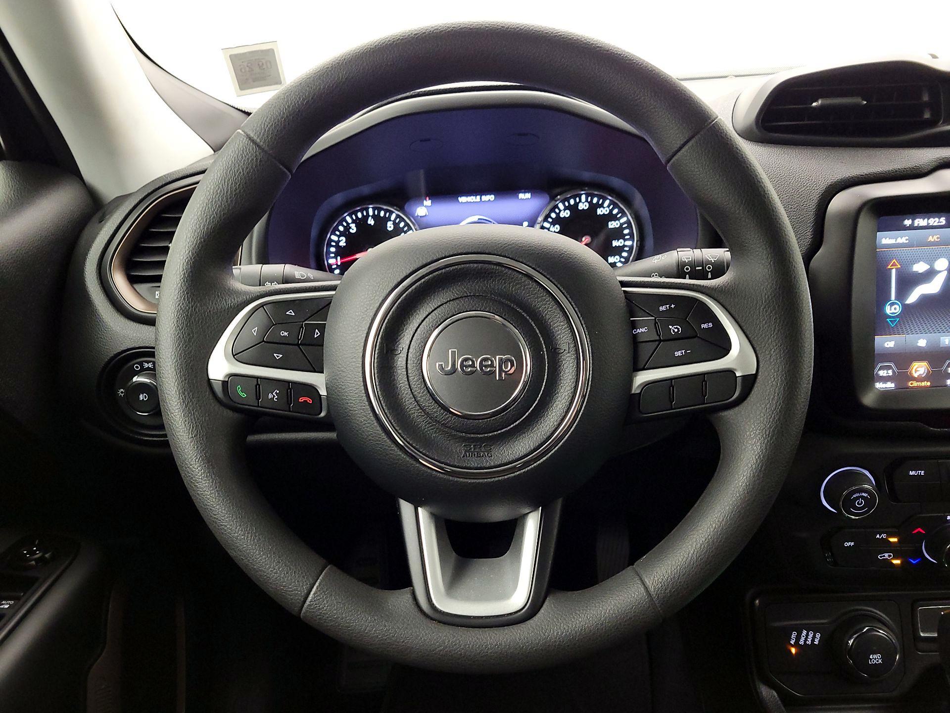 Thumbnail: 2023 Jeep Renegade - 10