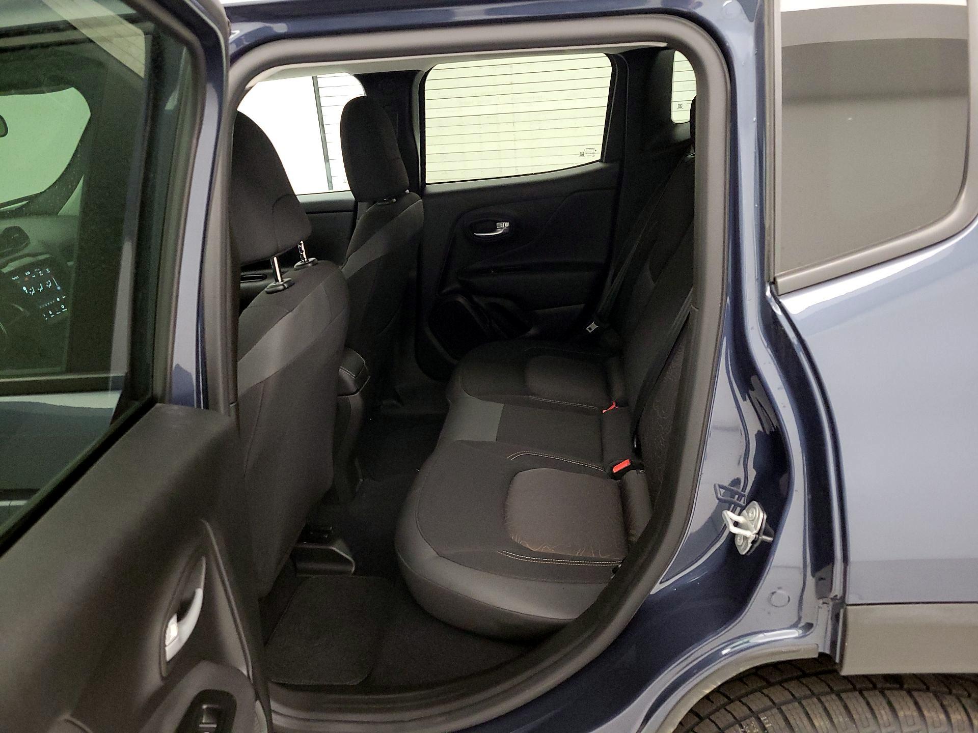 Thumbnail: 2023 Jeep Renegade - 20