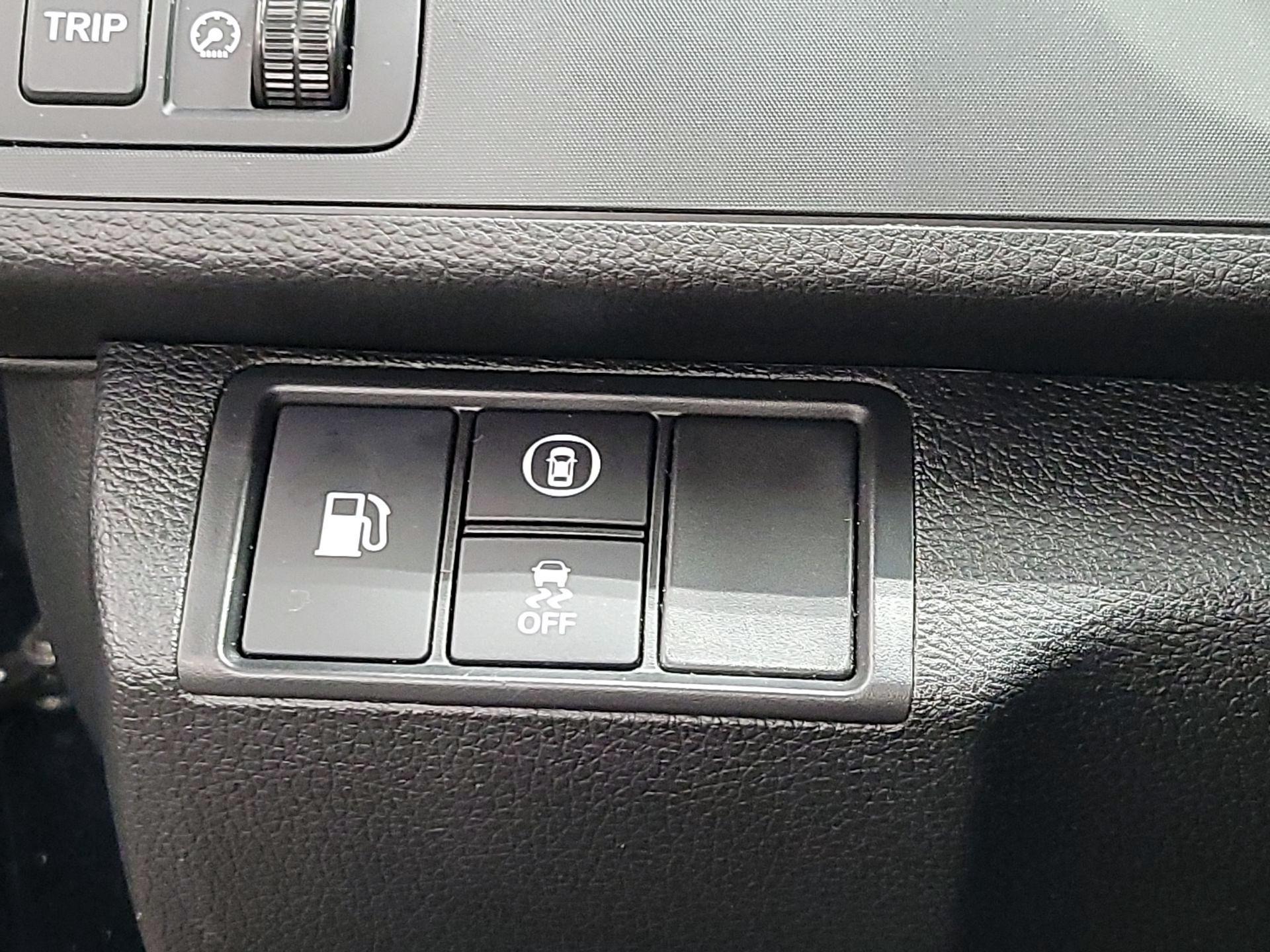 Thumbnail: 2020 Honda Insight - 13