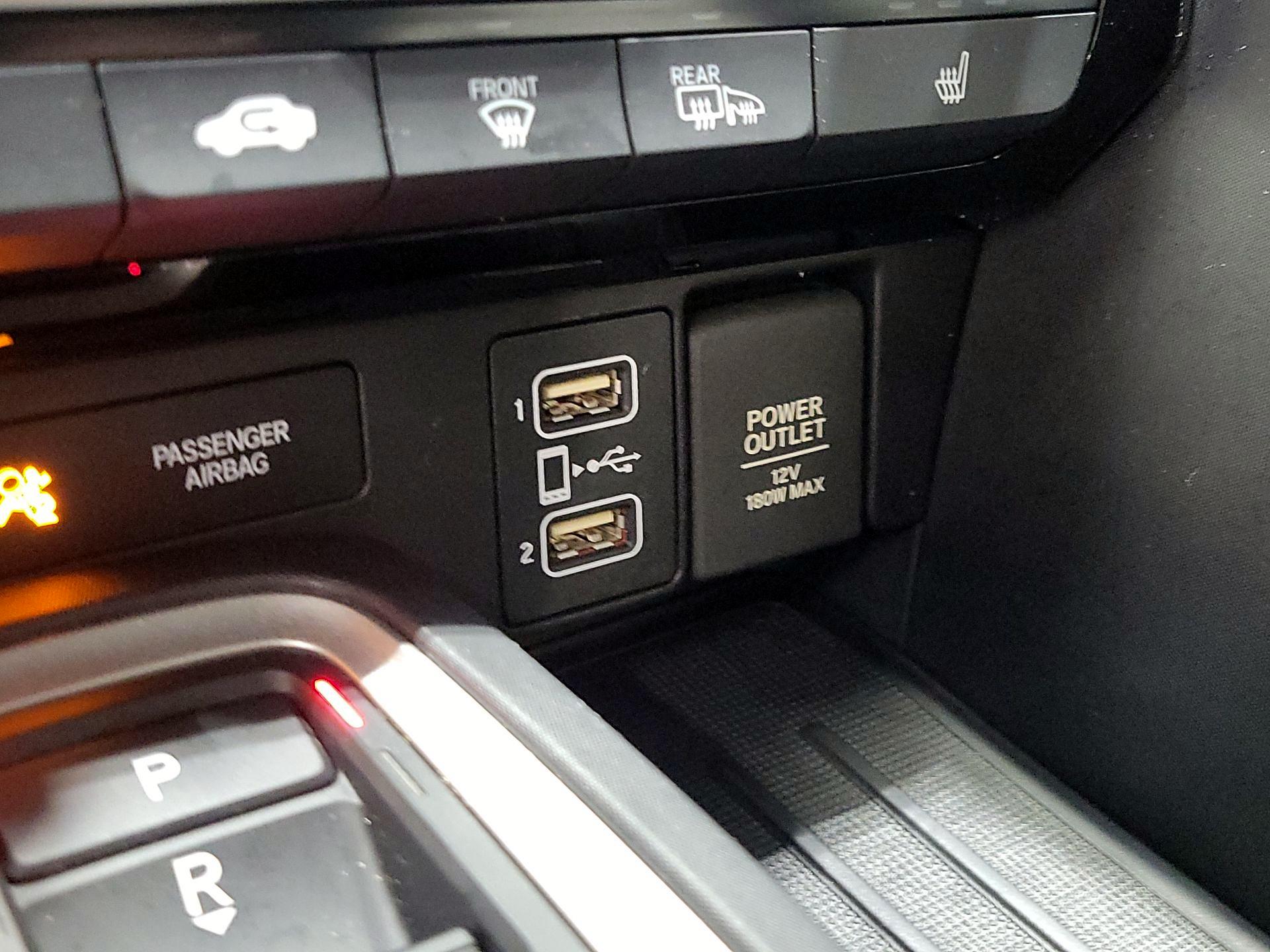 Thumbnail: 2020 Honda Insight - 17