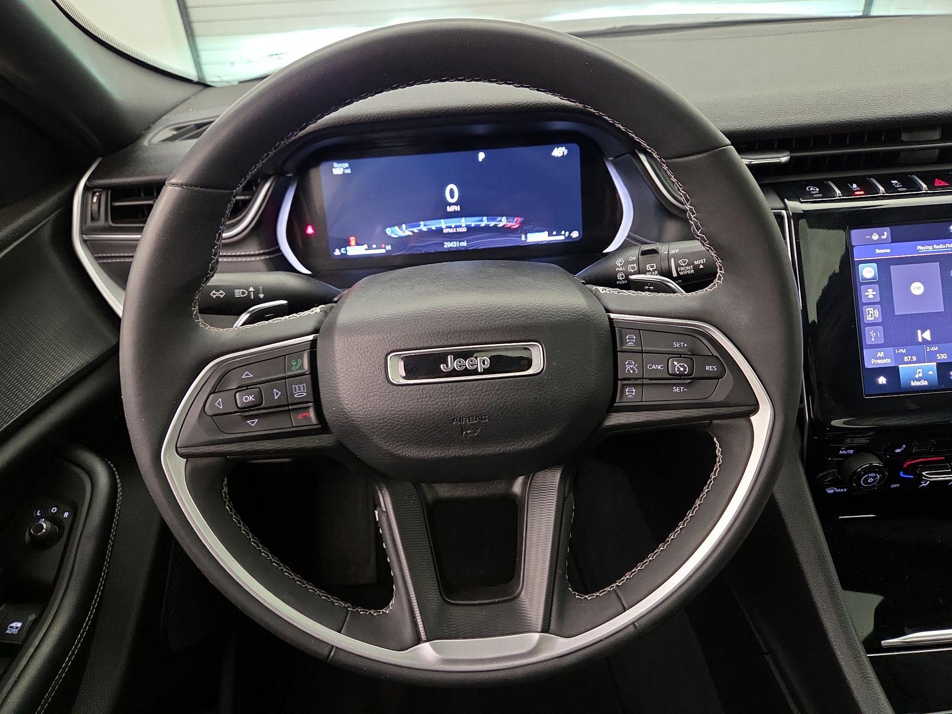 Thumbnail: 2023 Jeep Grand Cherokee L - 10