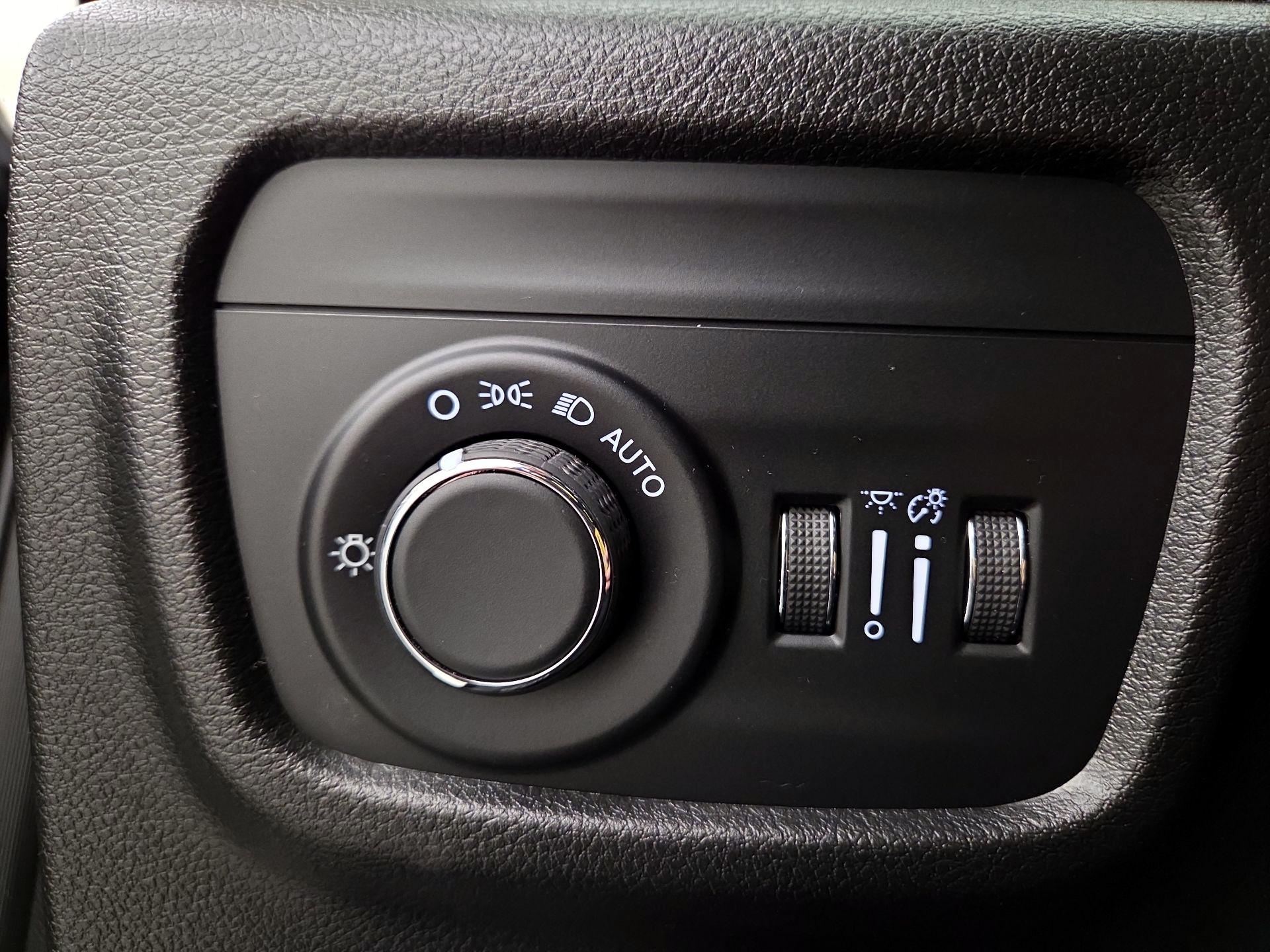 Thumbnail: 2023 Jeep Grand Cherokee L - 13