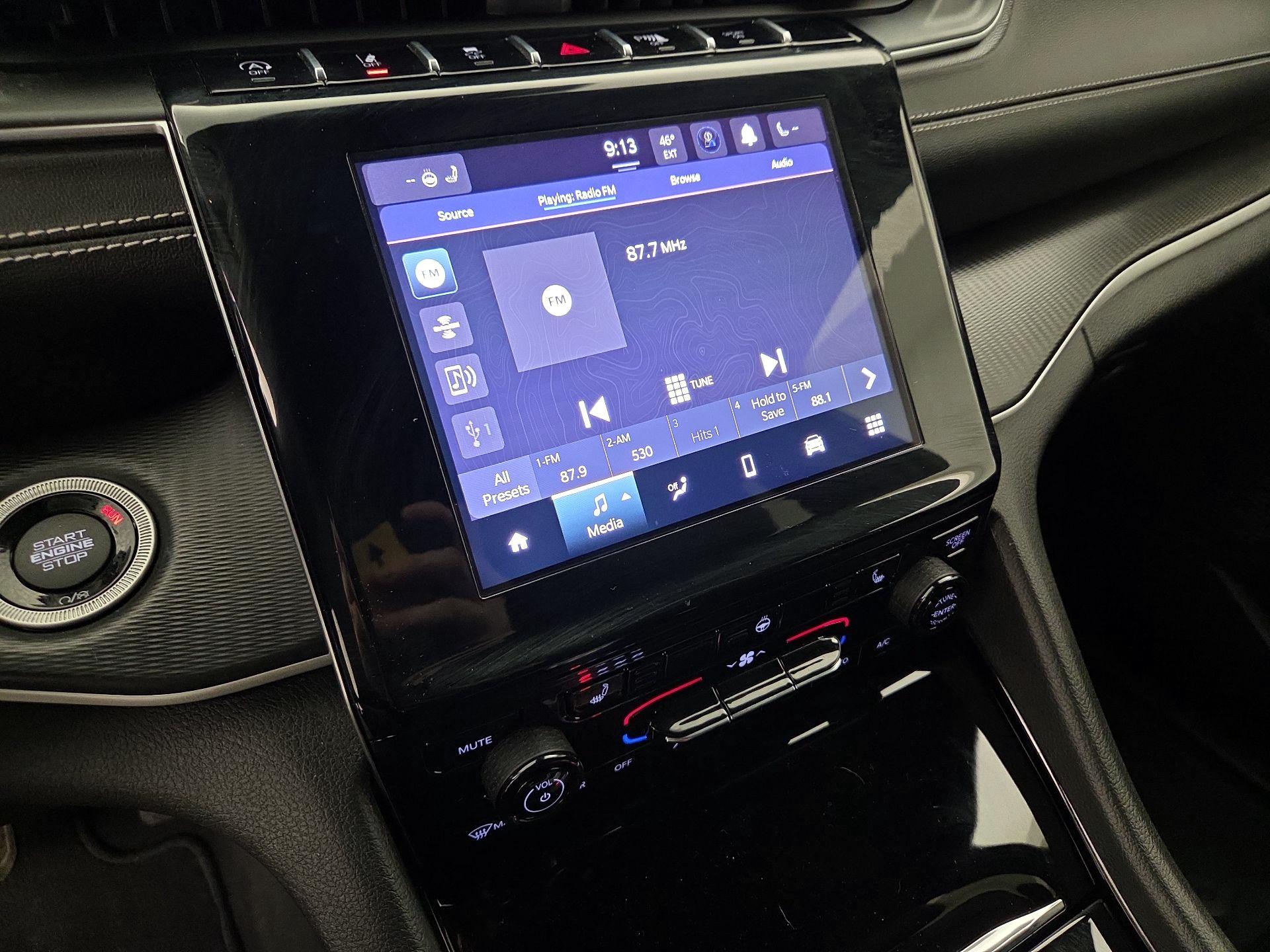 Thumbnail: 2023 Jeep Grand Cherokee L - 15