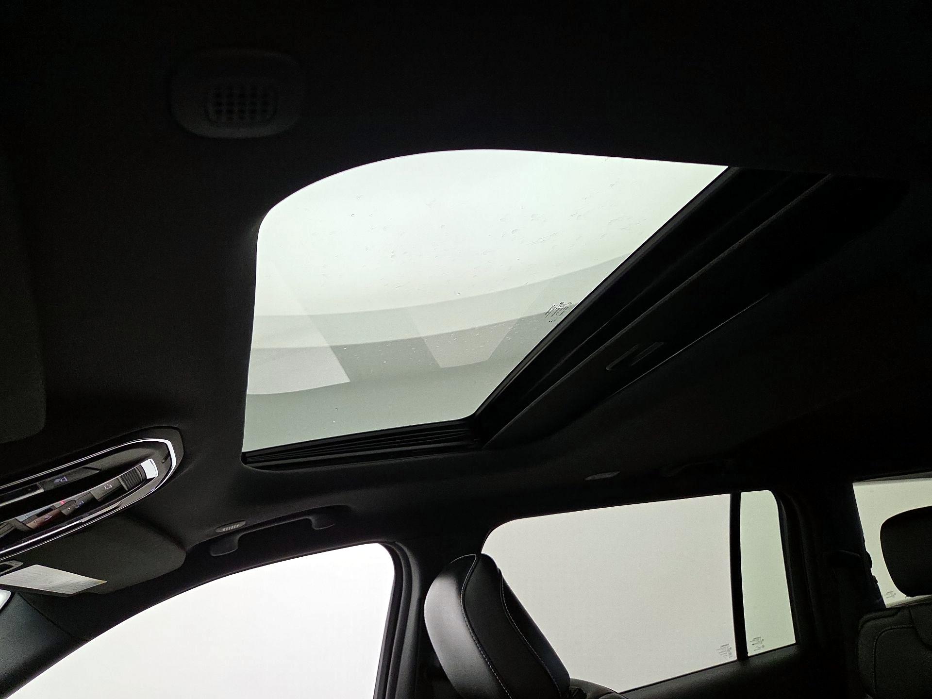 Thumbnail: 2023 Jeep Grand Cherokee L - 19