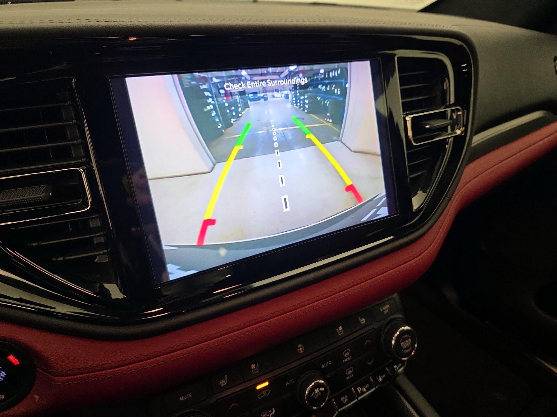 Thumbnail: 2022 Dodge Durango - 14