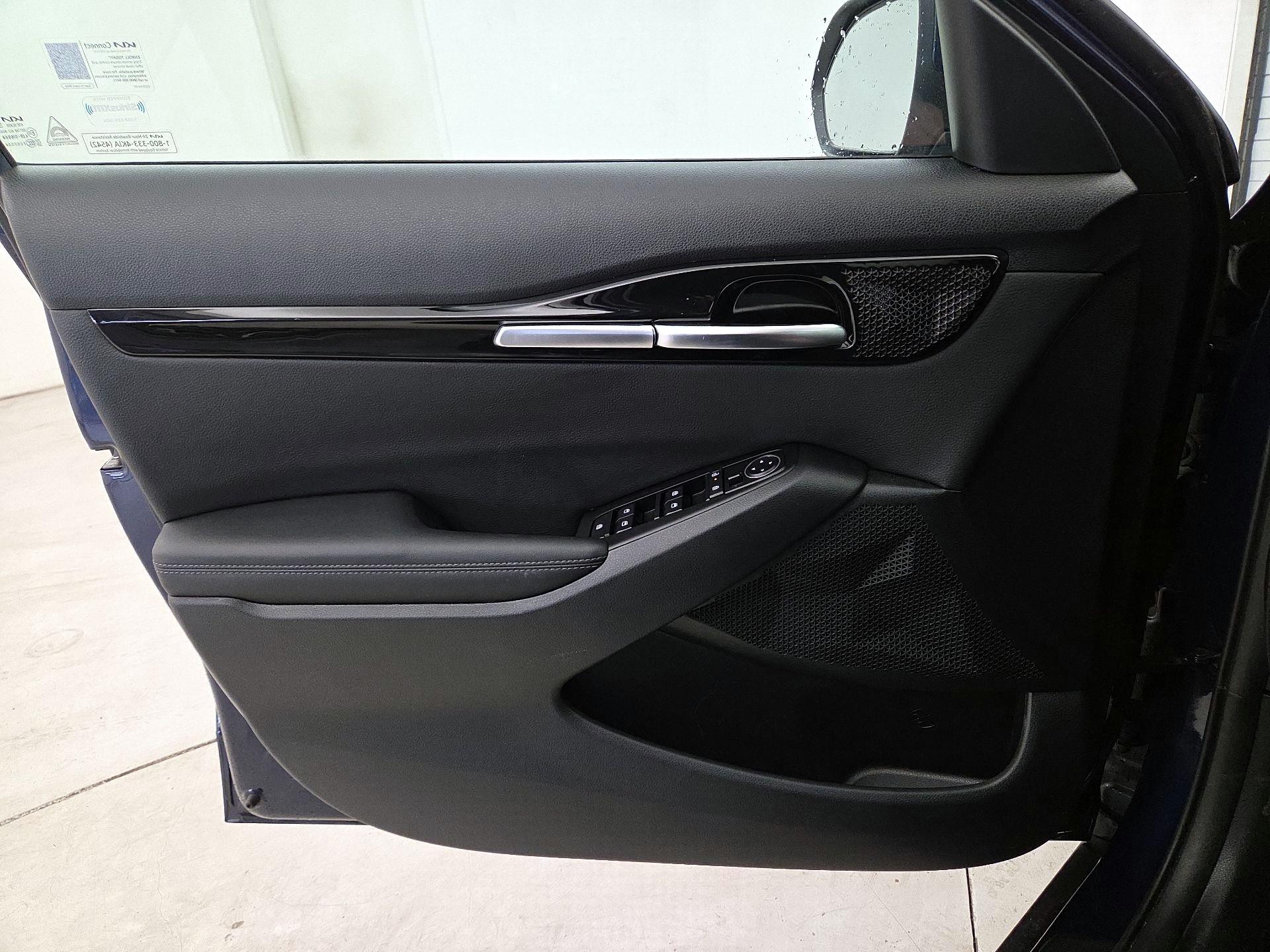 Thumbnail: 2024 Kia Seltos - 12