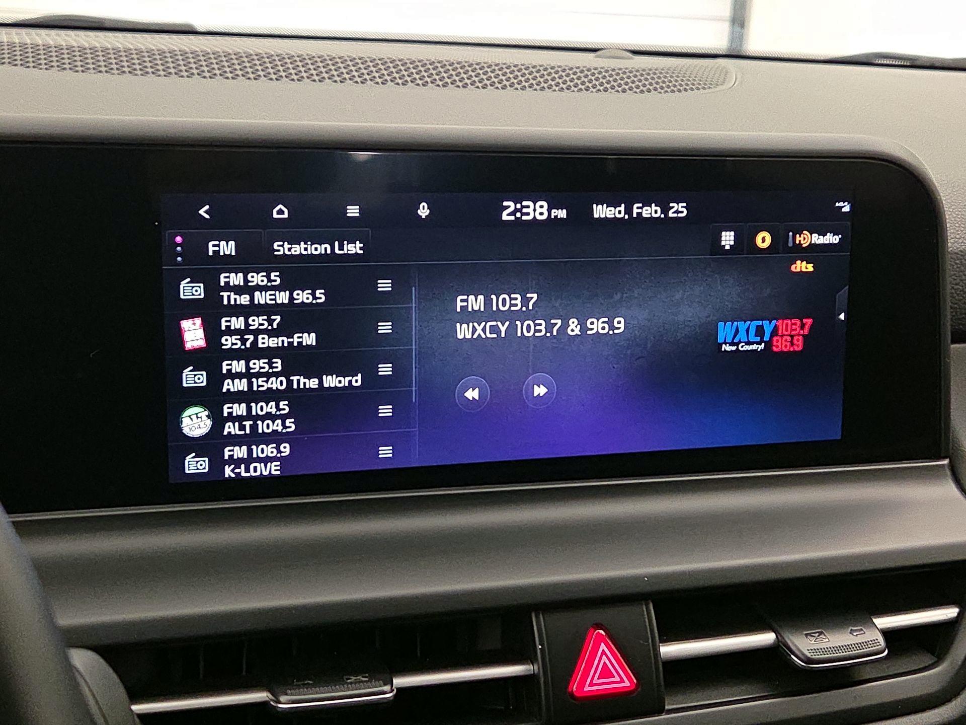 Thumbnail: 2024 Kia Seltos - 16