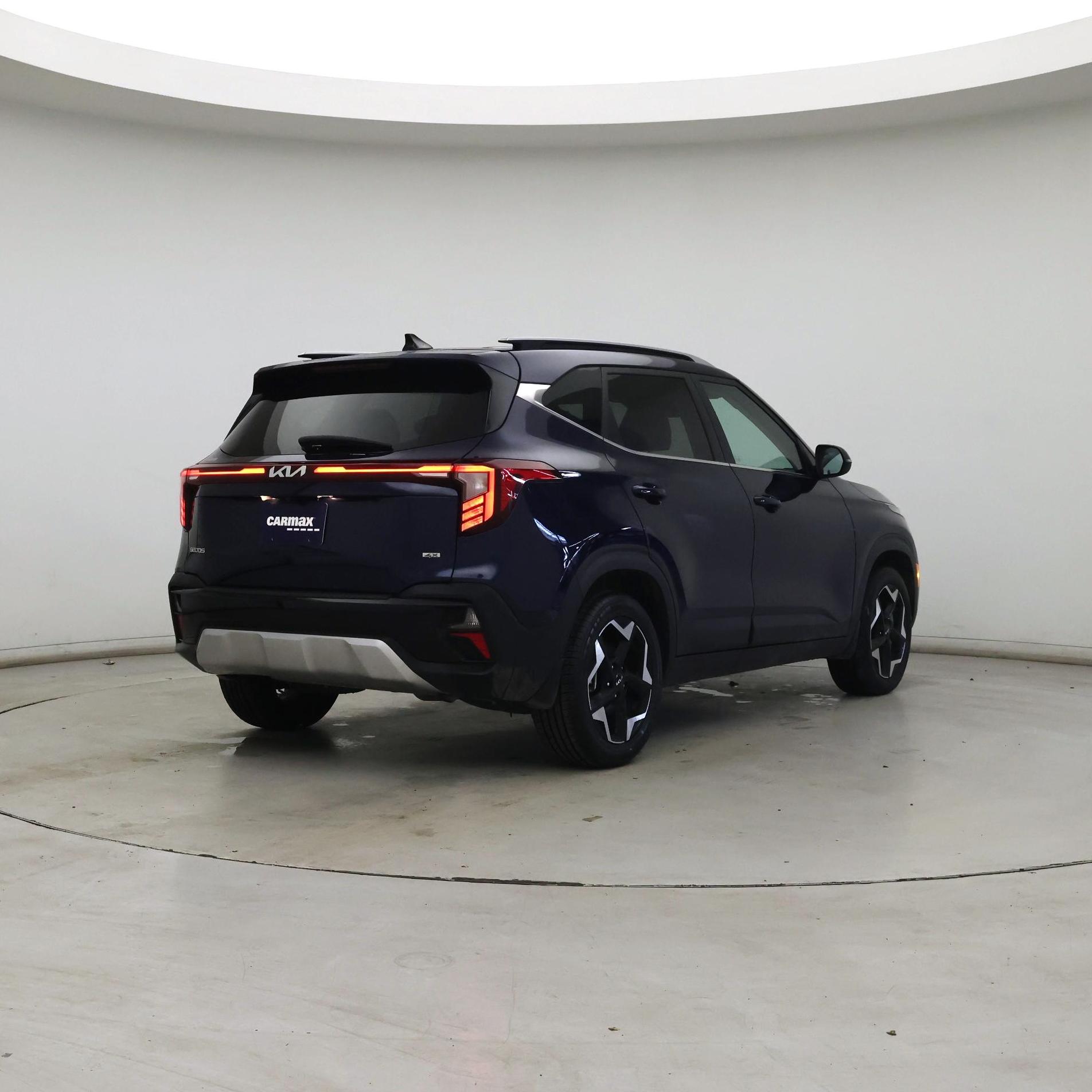 Thumbnail: 2024 Kia Seltos - 8