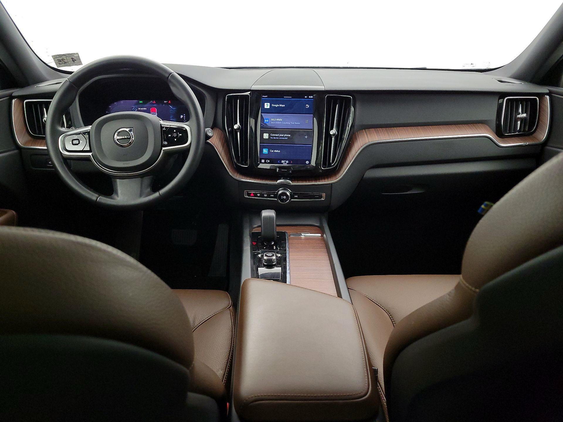 Thumbnail: 2023 Volvo XC60 - 9