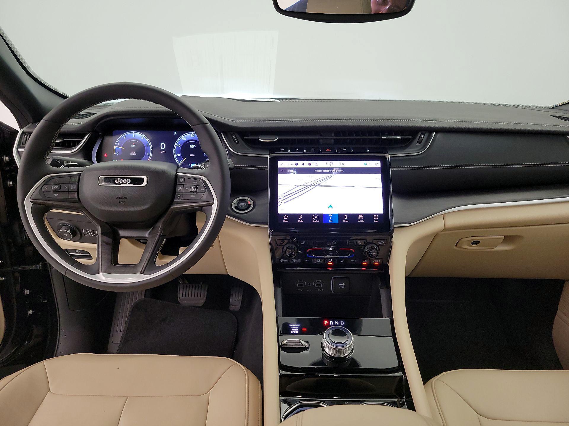 Thumbnail: 2023 Jeep Grand Cherokee - 9