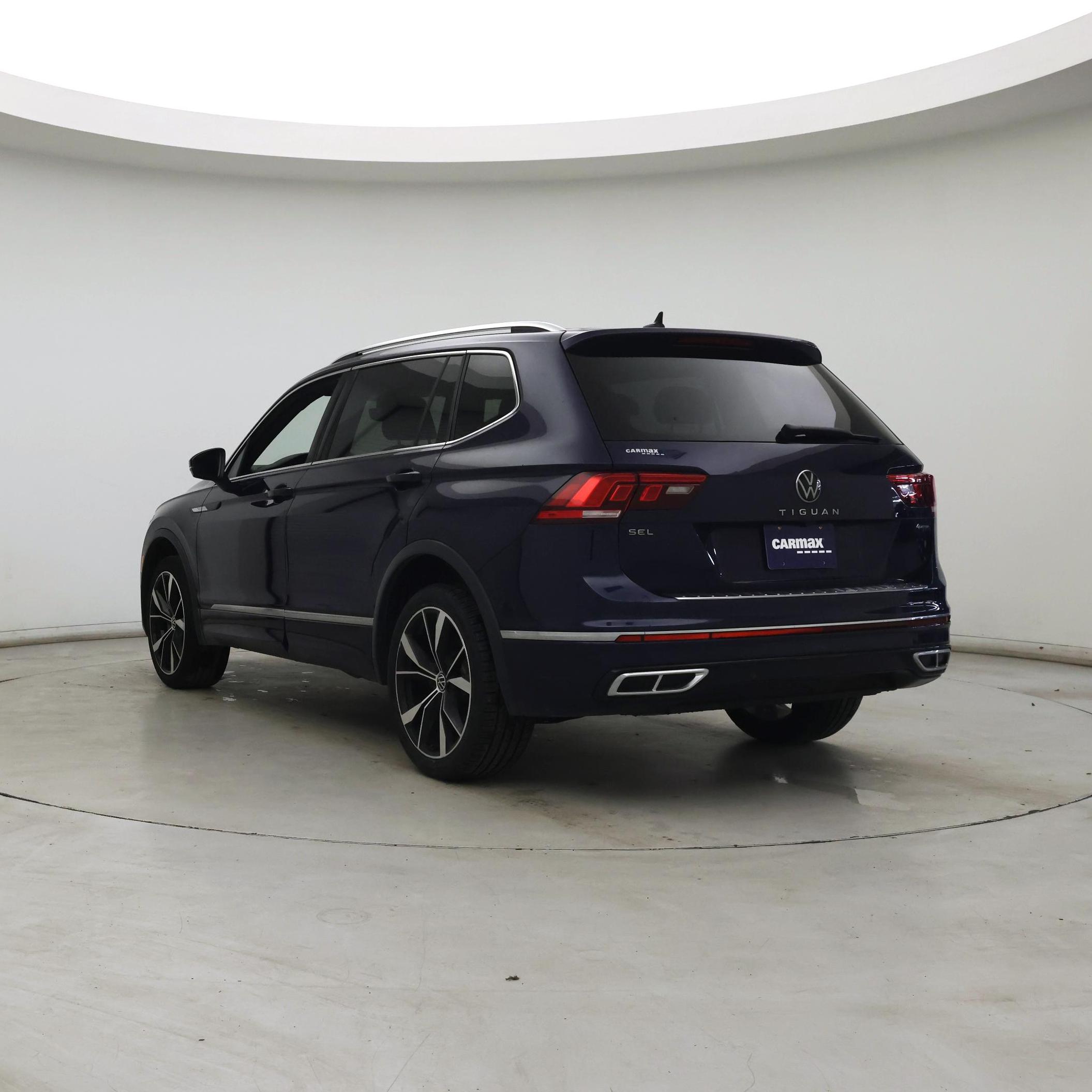 Thumbnail: 2022 Volkswagen Tiguan - 2