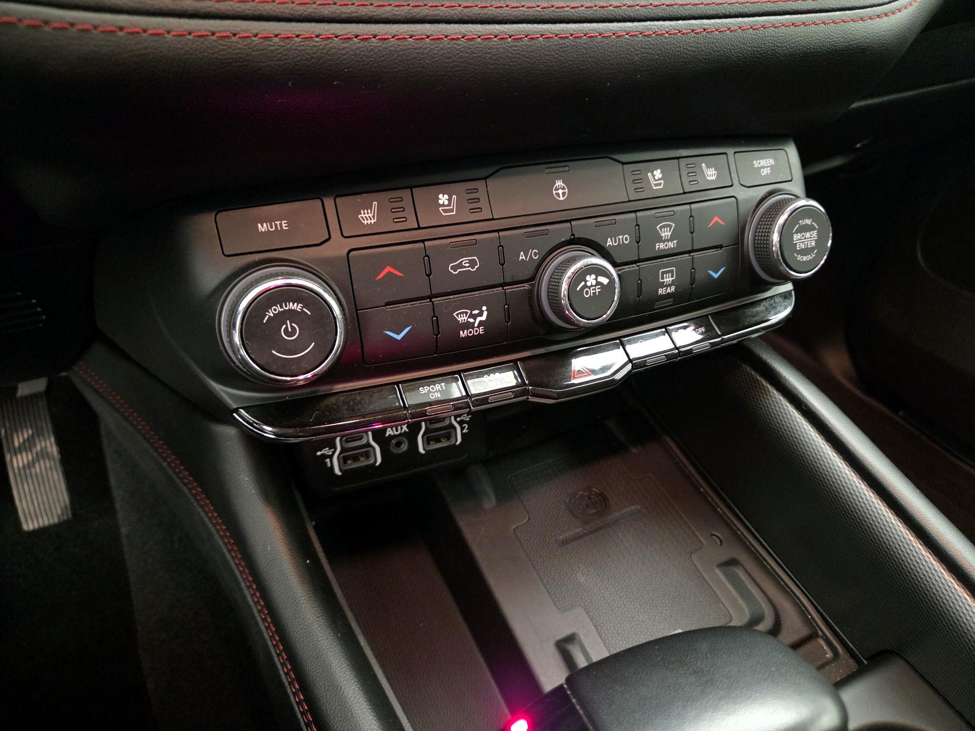 Thumbnail: 2023 Dodge Durango - 16