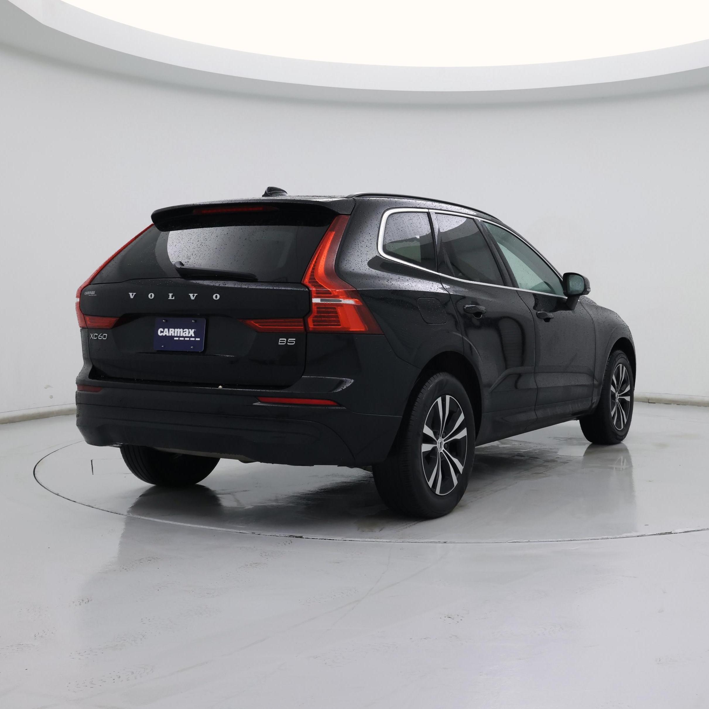 Thumbnail: 2023 Volvo XC60 - 8