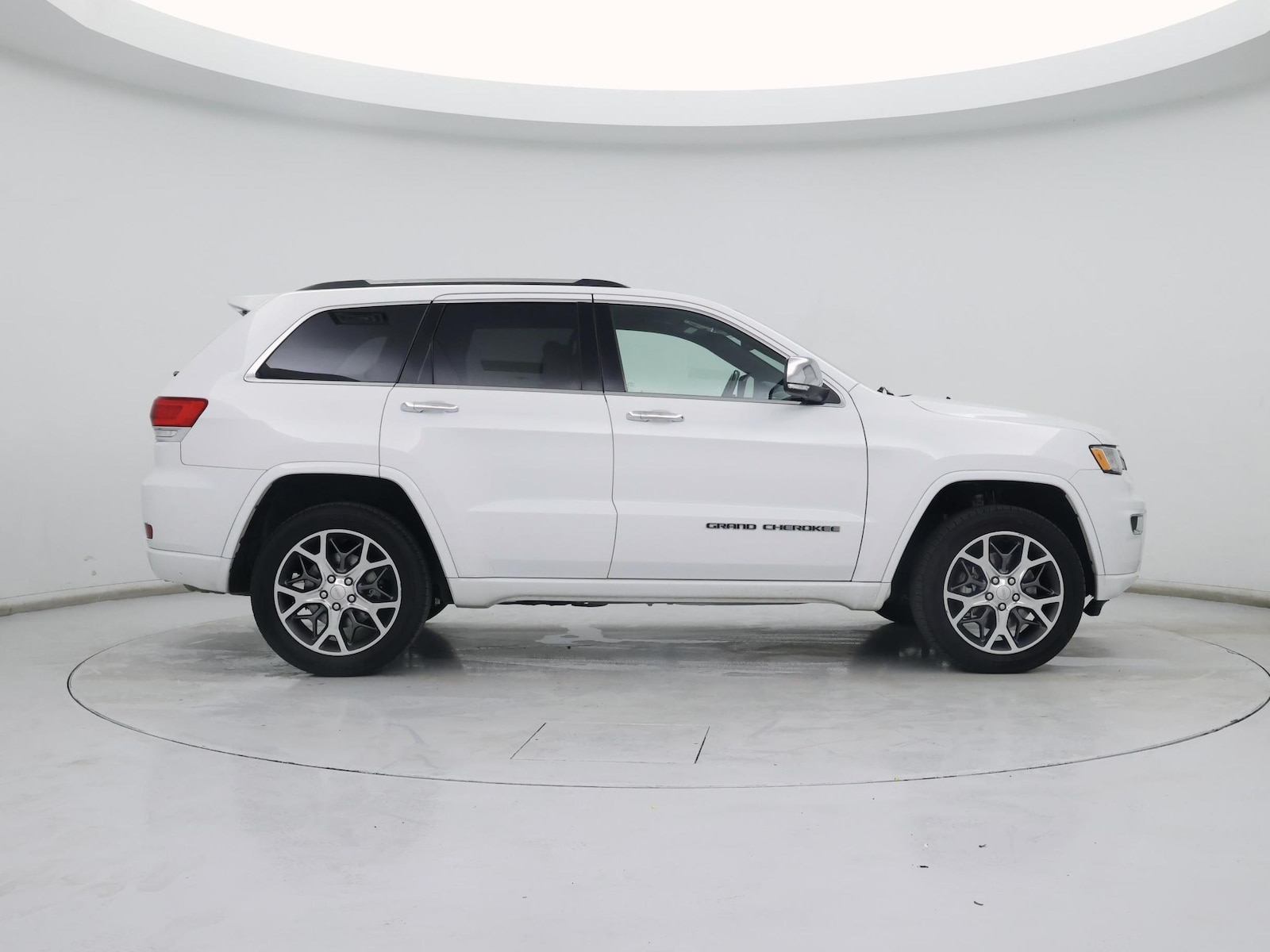 2021 Jeep Grand Cherokee Overland - Photo 8