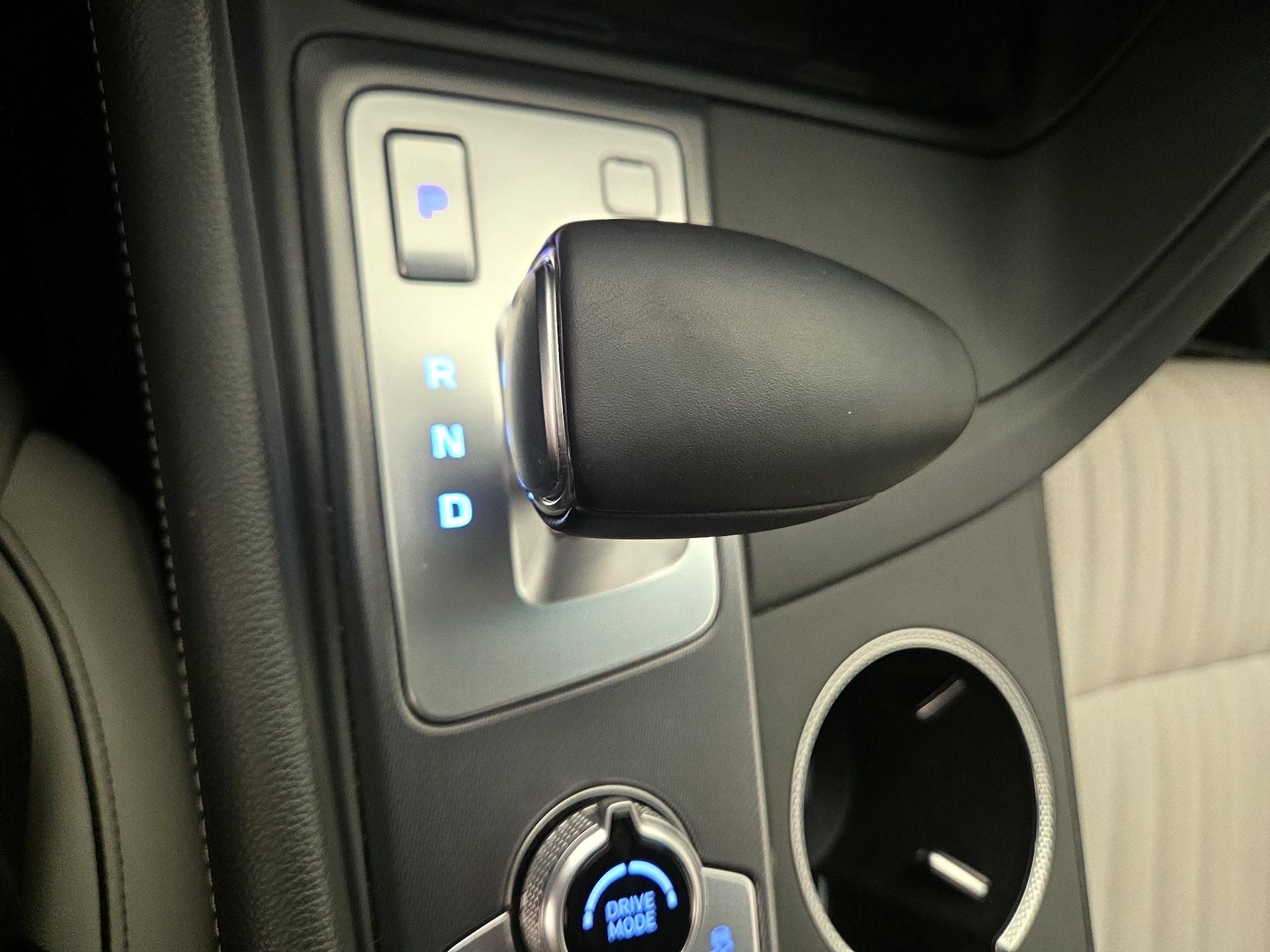 Thumbnail: 2024 Genesis G70 - 17